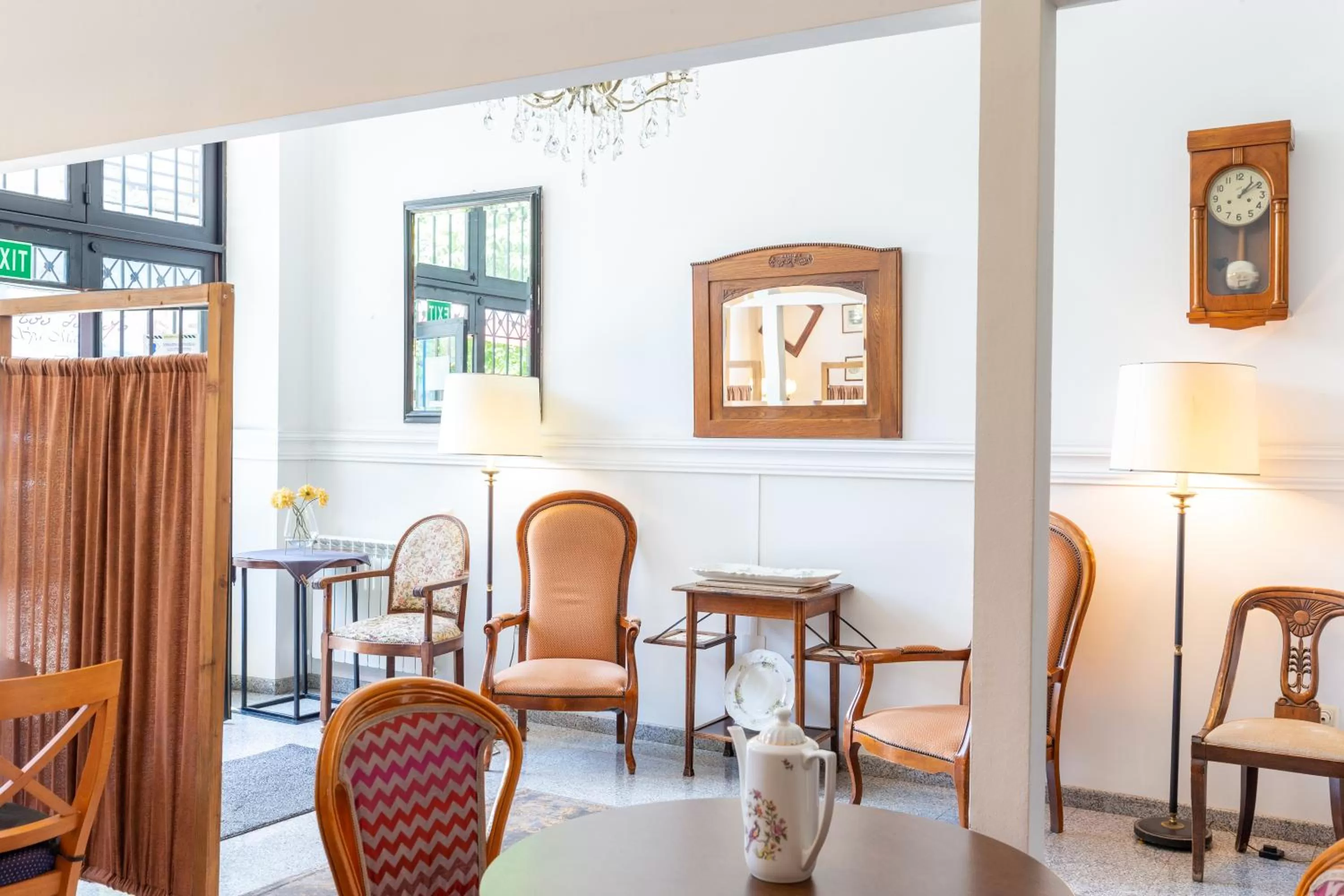 Lobby or reception in Hotel N16