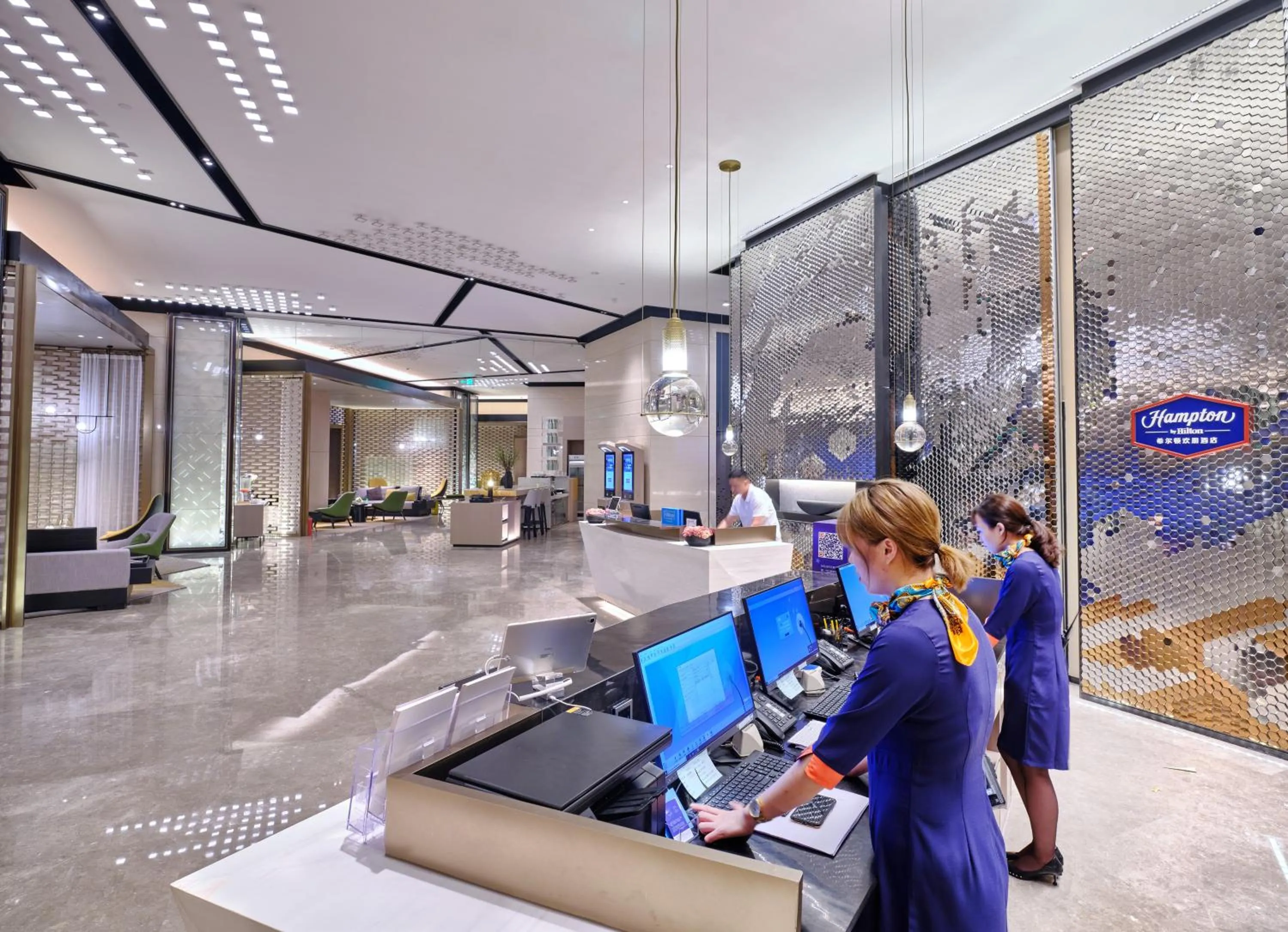 Lobby or reception in Hampton by Hilton Shenzhen North Station