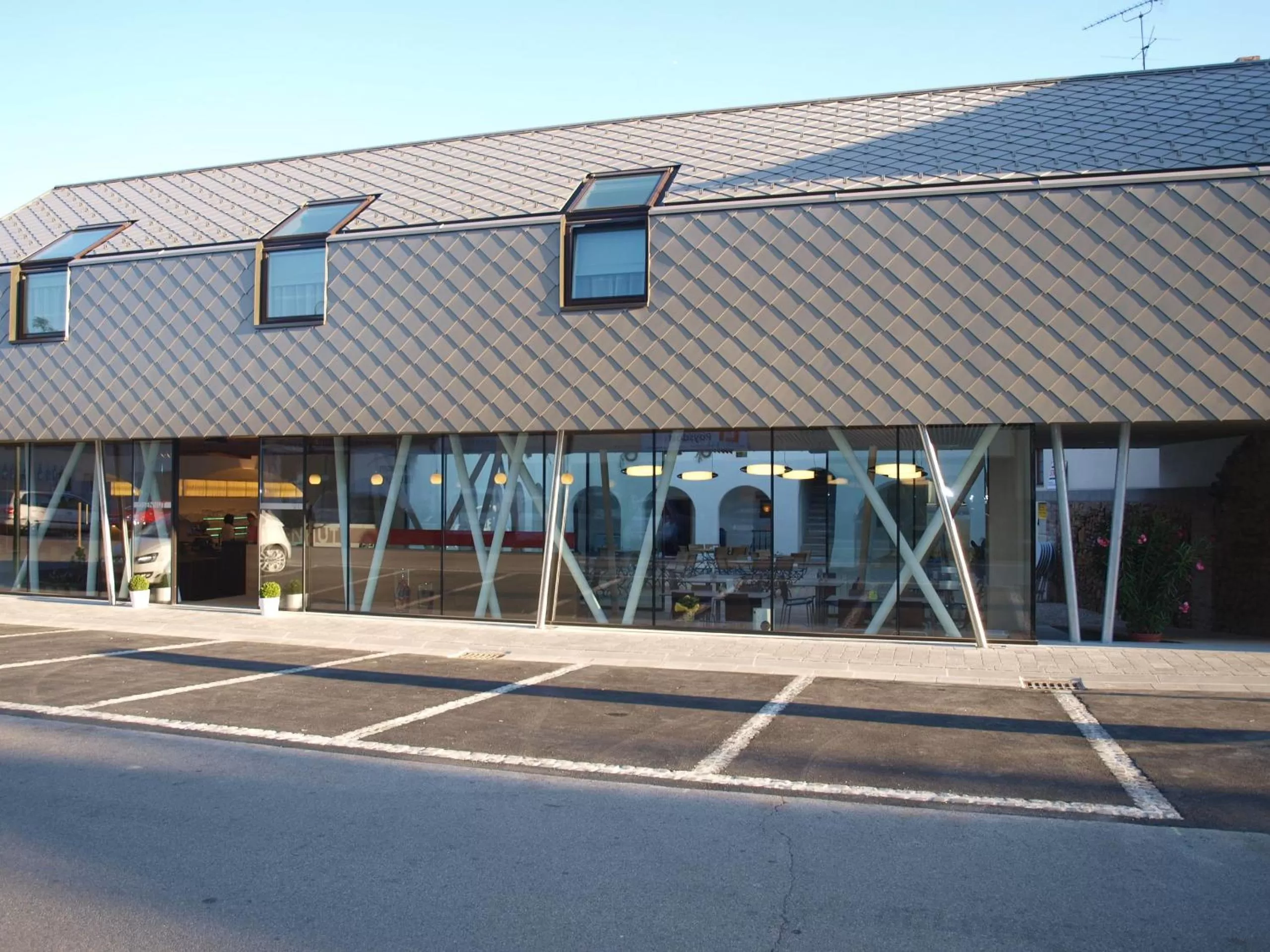 Facade/entrance, Property Building in Hotel Eisenhuthaus