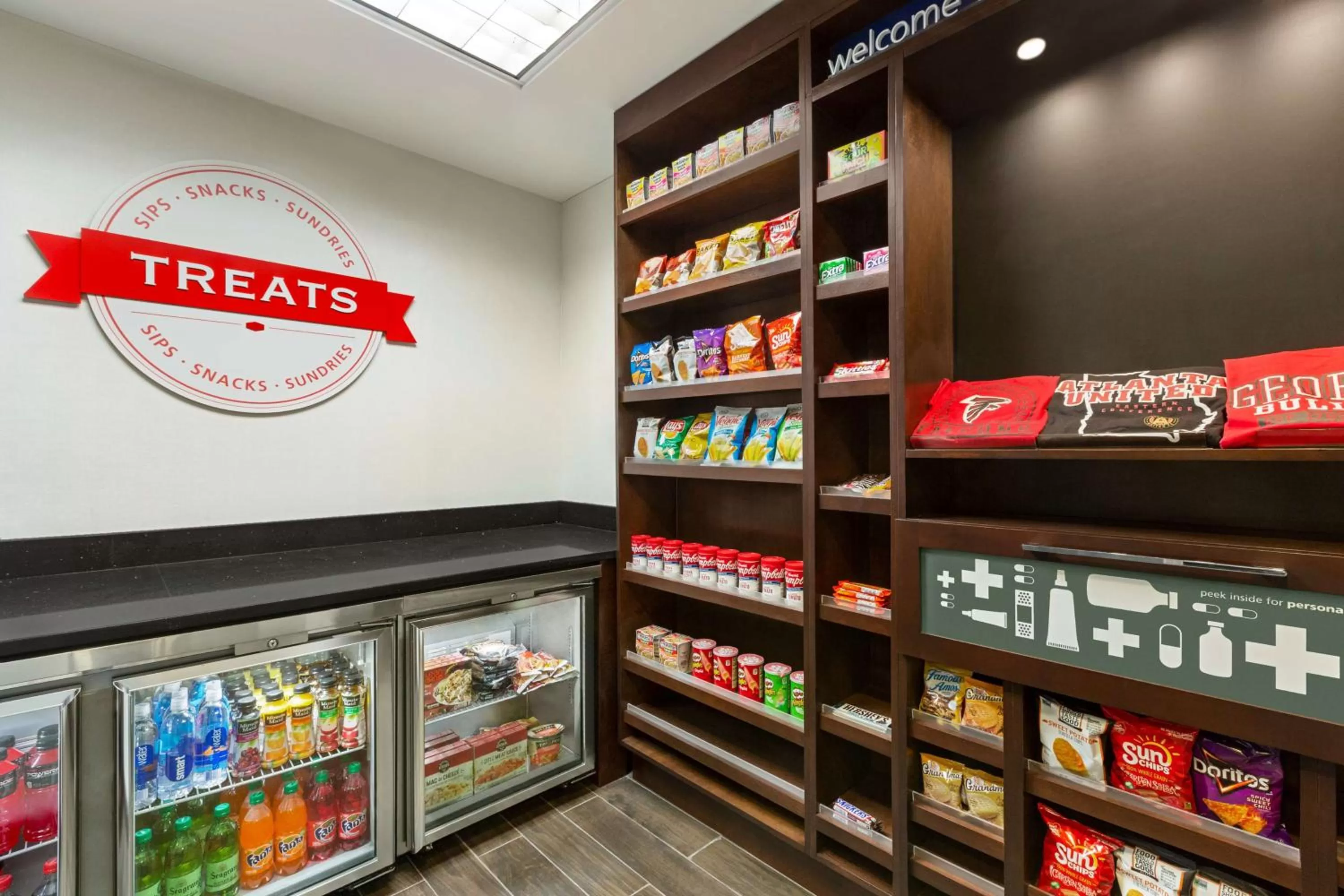 Restaurant/places to eat in Hampton Inn & Suites Atlanta Airport West Camp Creek Pkwy