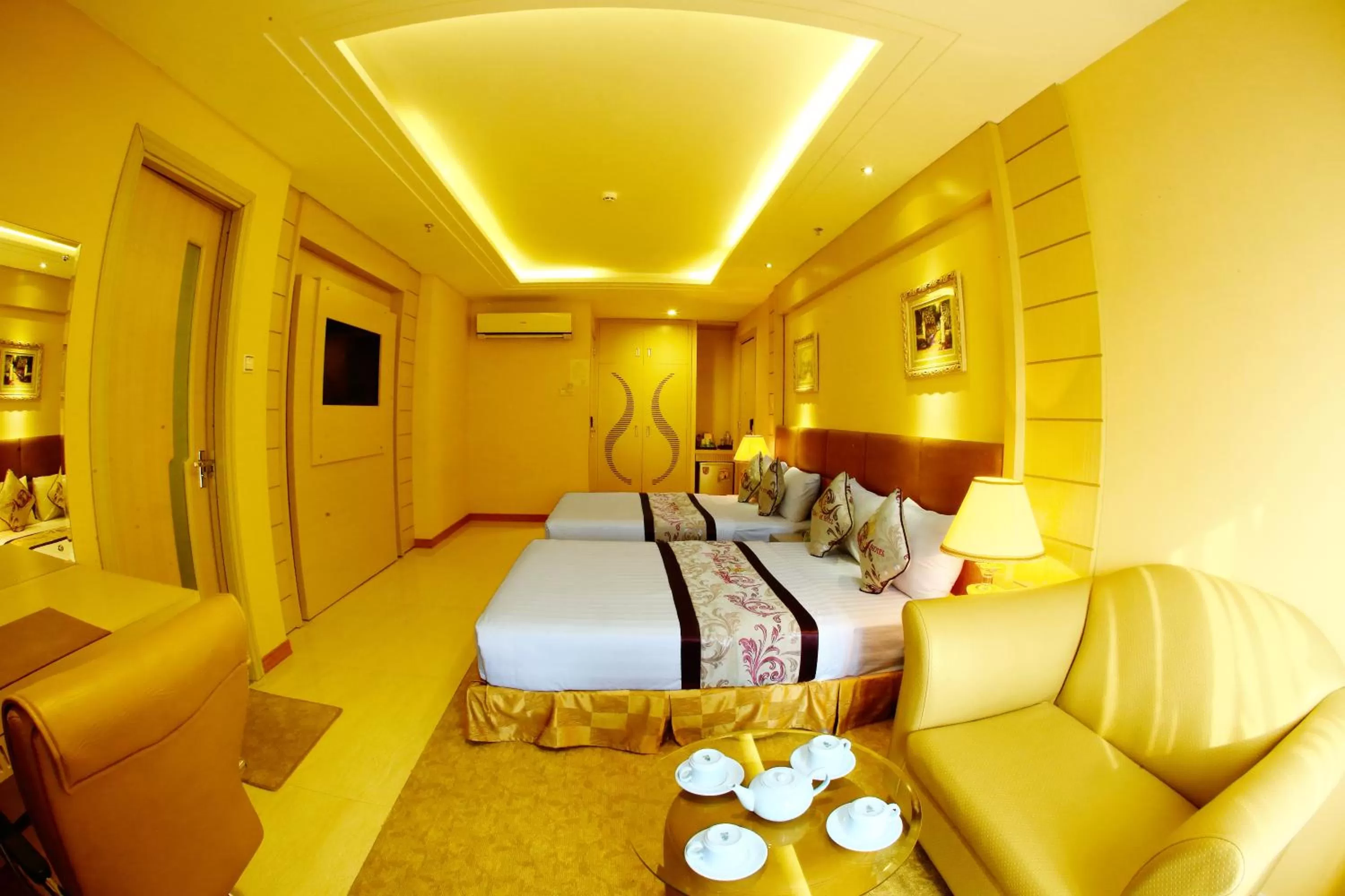 Photo of the whole room, Bed in Holiday One Can Tho Hotel