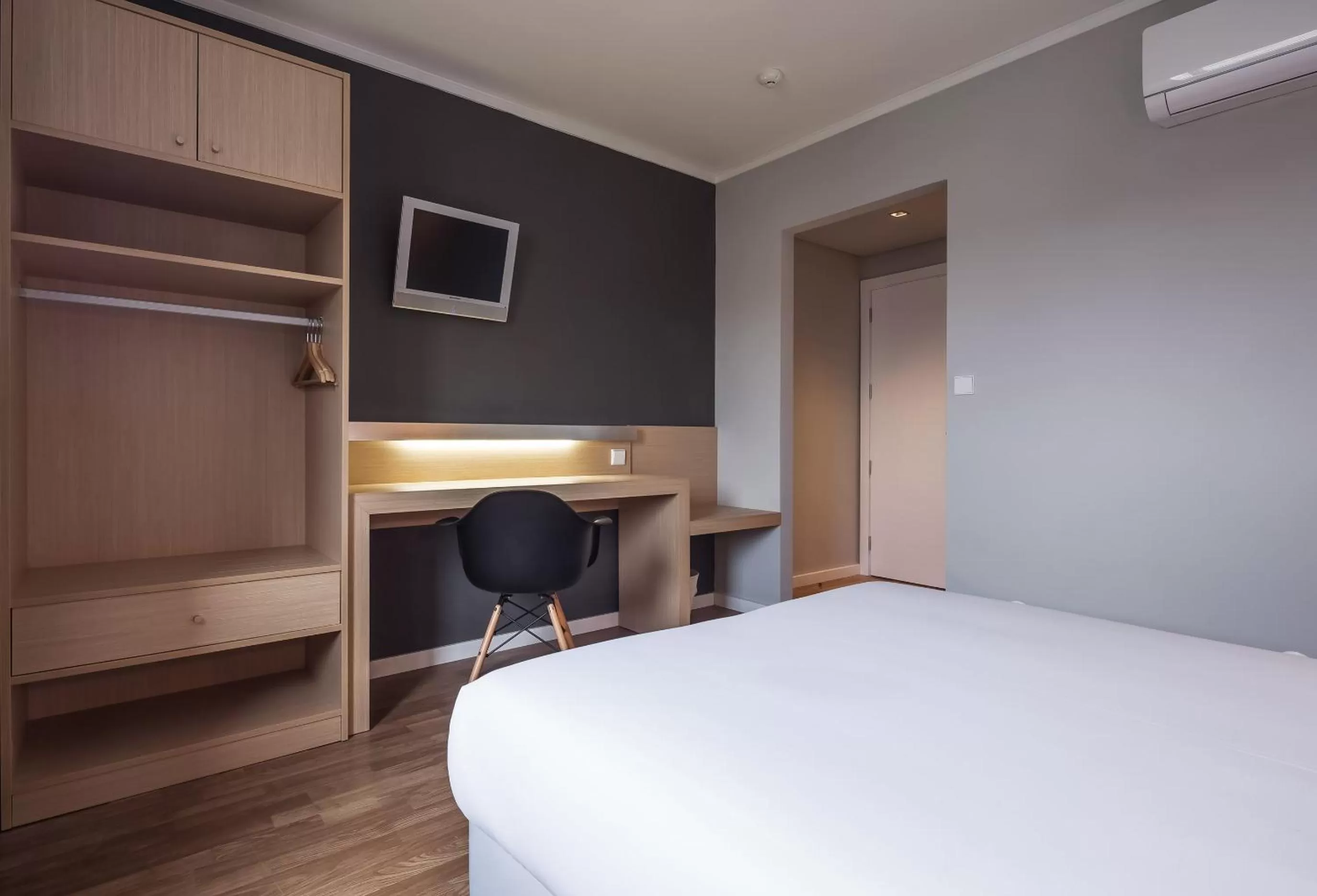 Decorative detail, Bed in ClipHotel