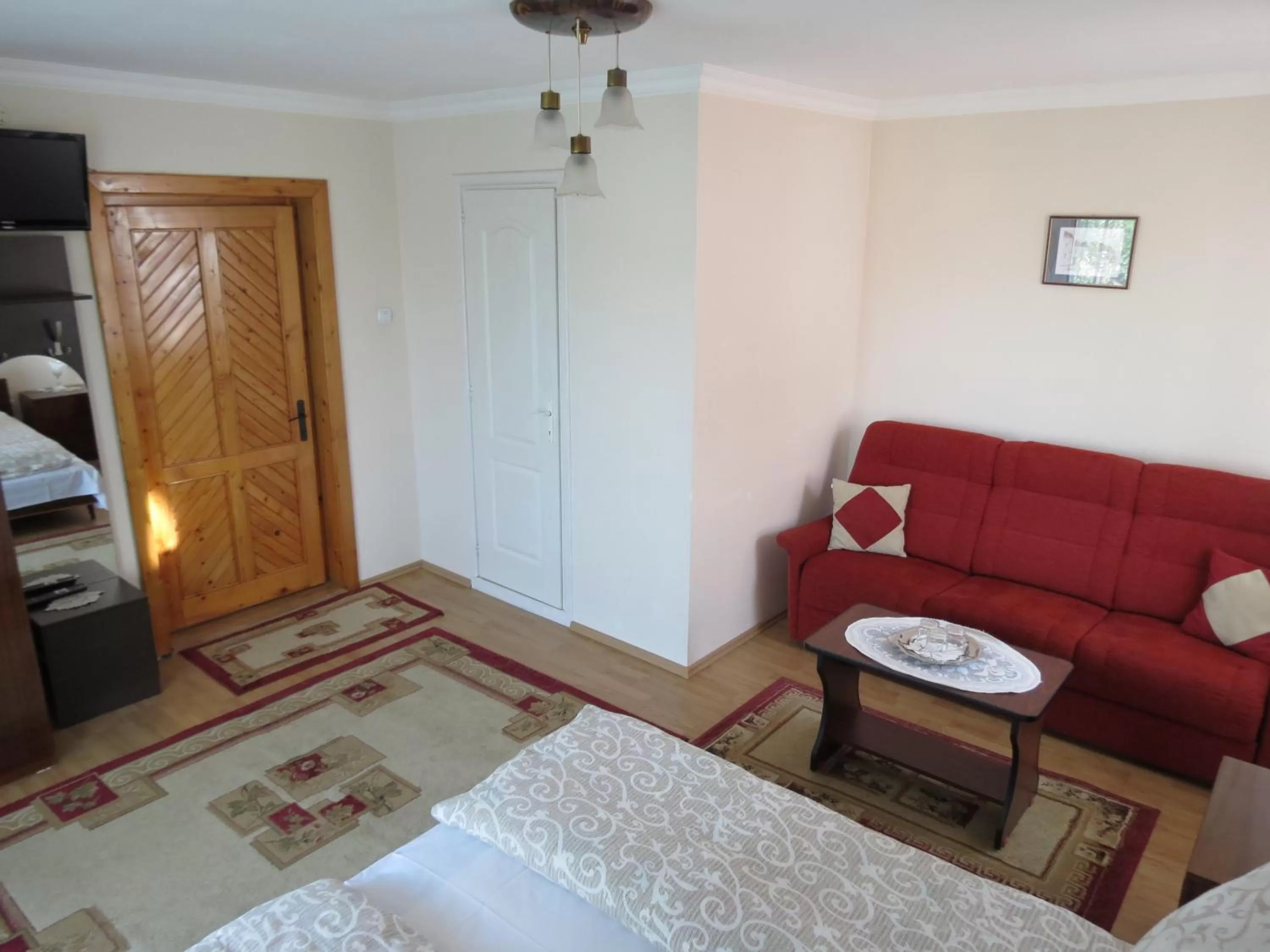 Photo of the whole room, Seating Area in Csaki Vendeghaz