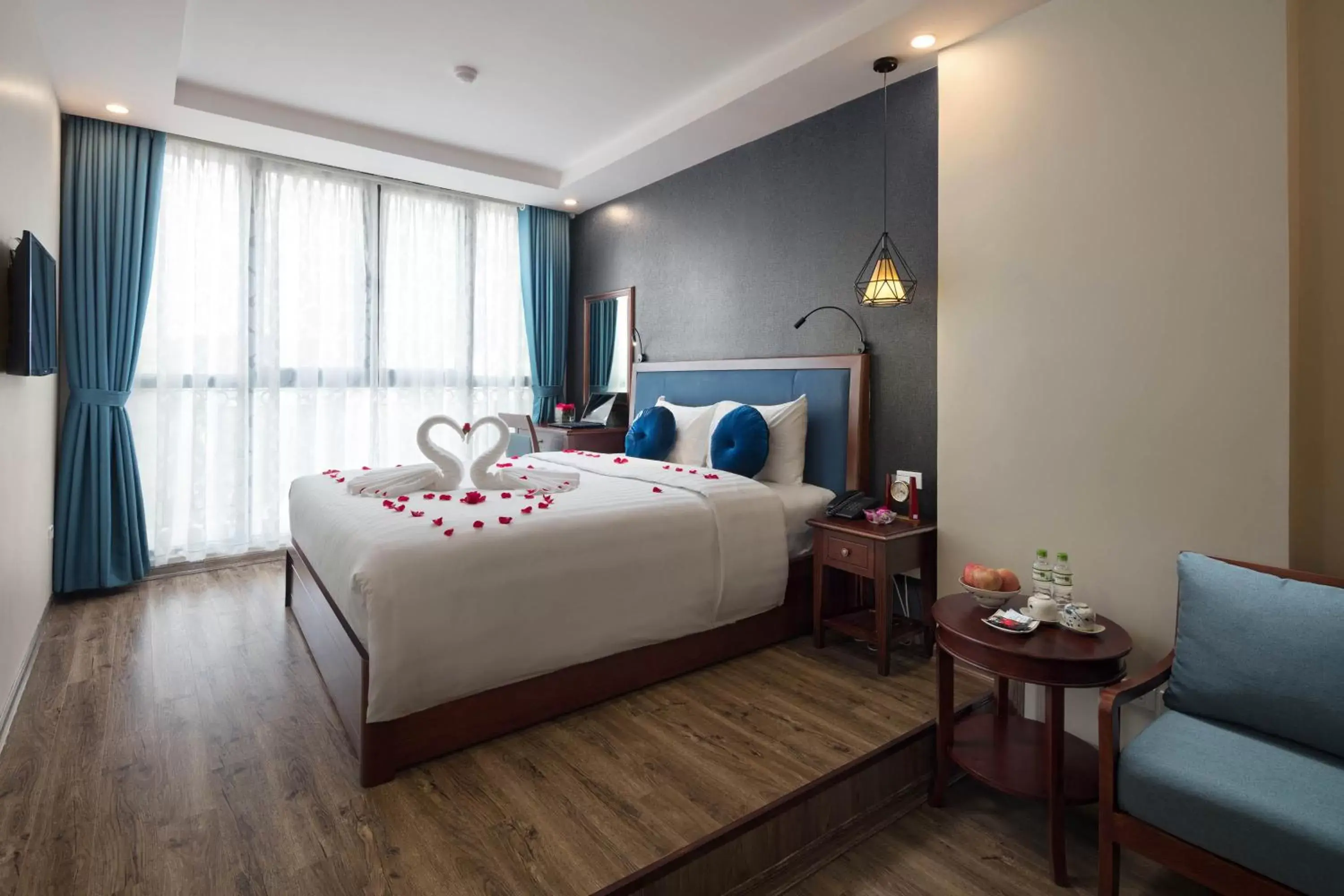 Holiday Double or Twin Room in Holiday Emerald Hotel Holiday Double or Twin Room in Holiday Emerald Hotel