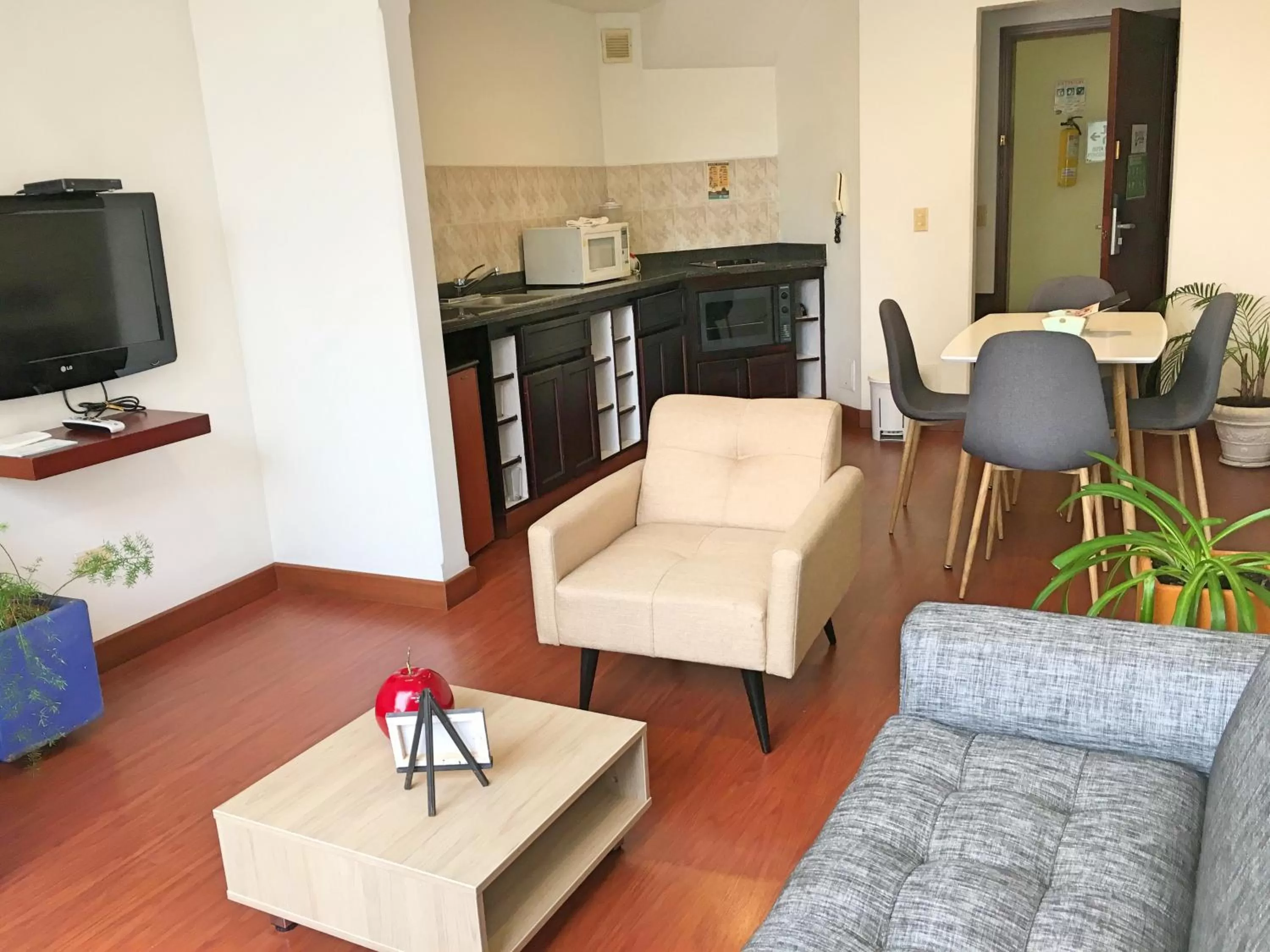 Living room in Cora 96 Street Apartments