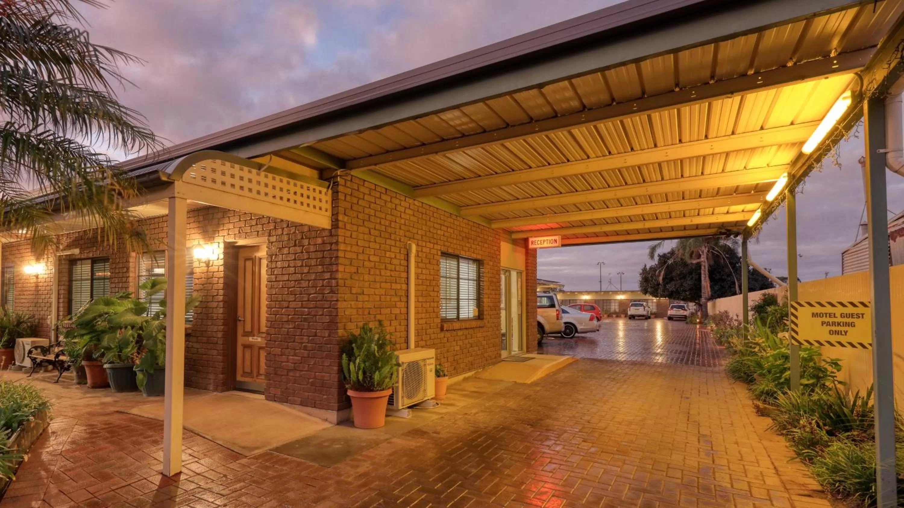 Lobby or reception in Oasis Motor Inn