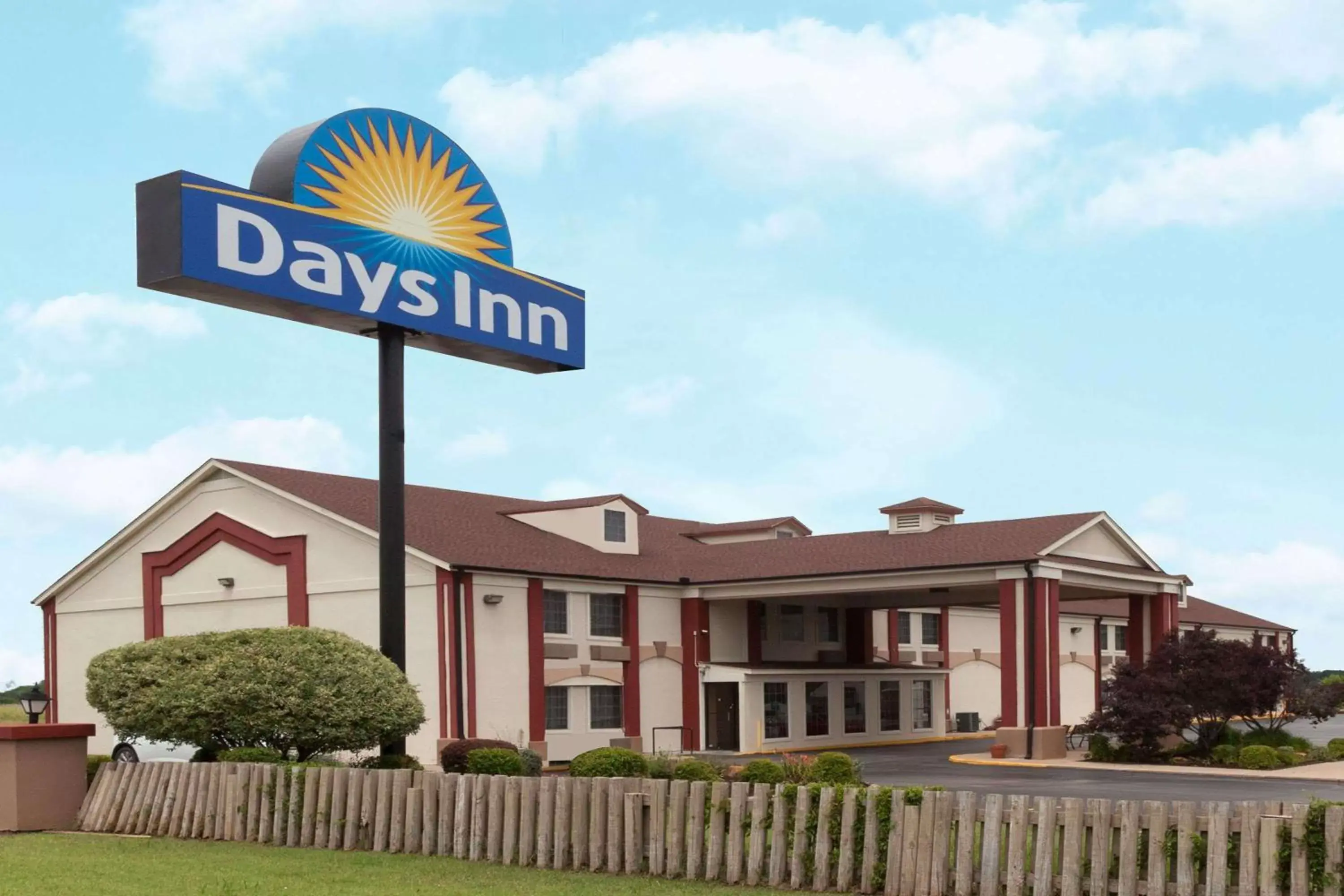 Days Inn by Wyndham Shawnee Days Inn by Wyndham Shawnee
