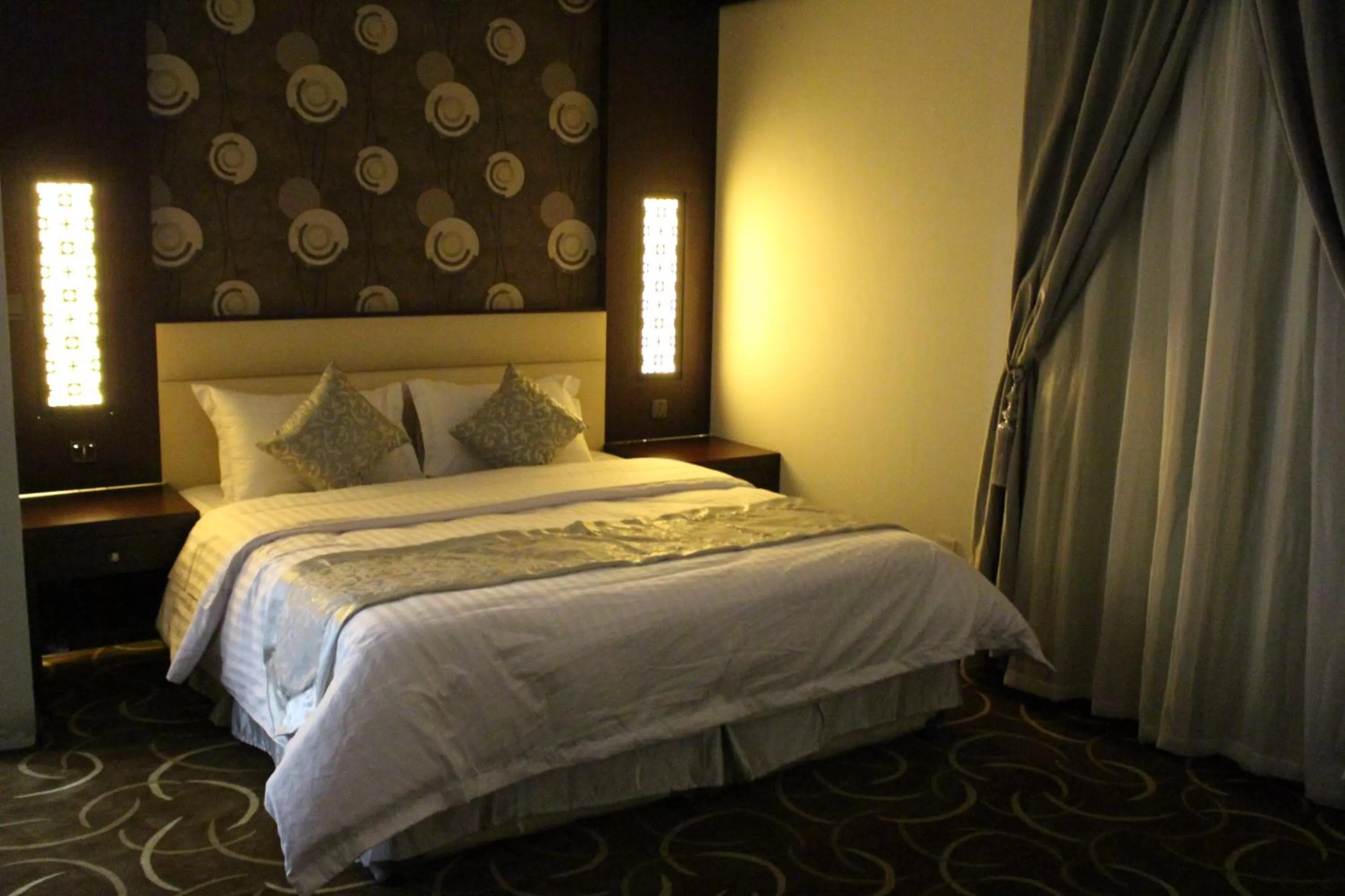 Bed in Sama Hotel