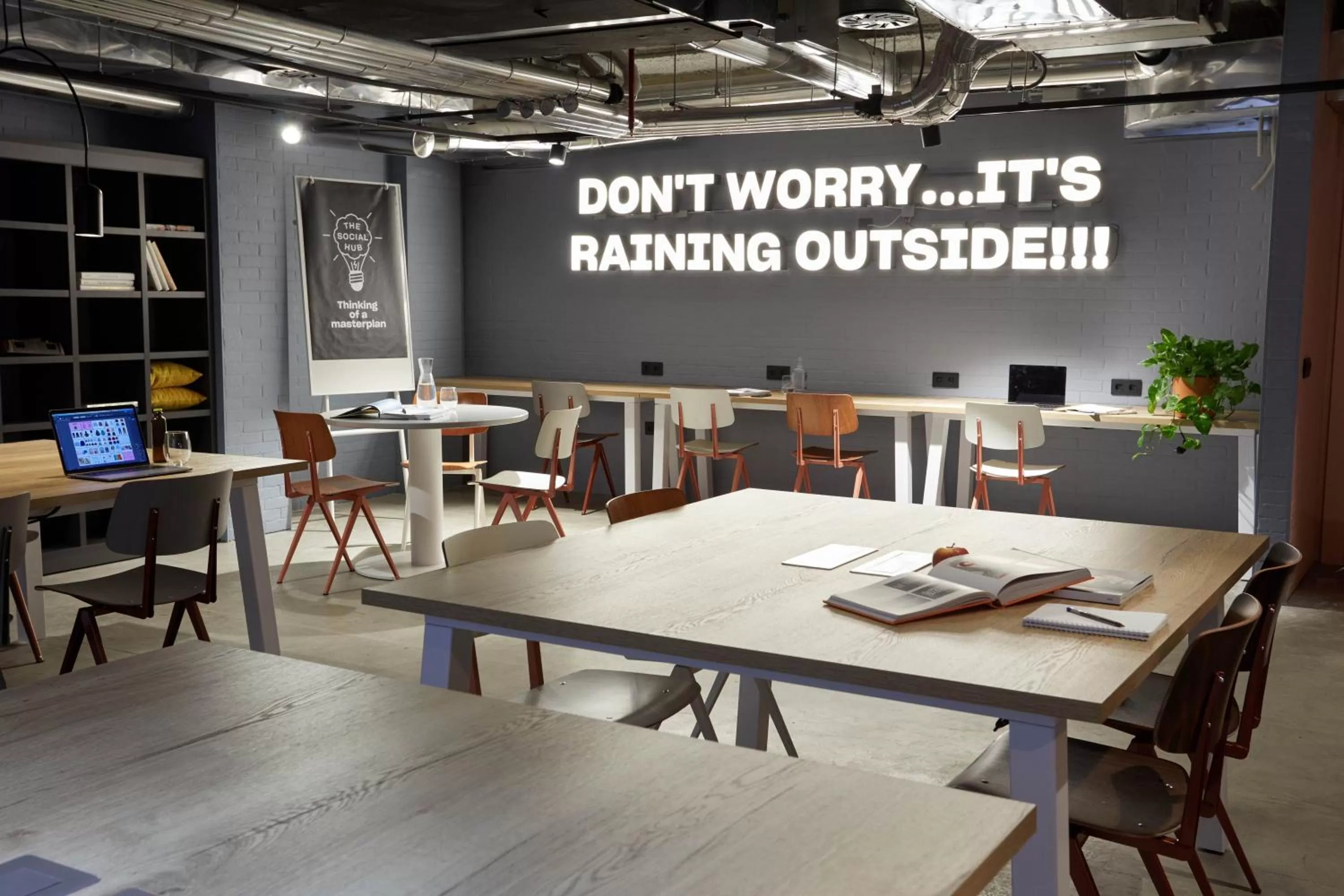 Seating area in The Social Hub Madrid