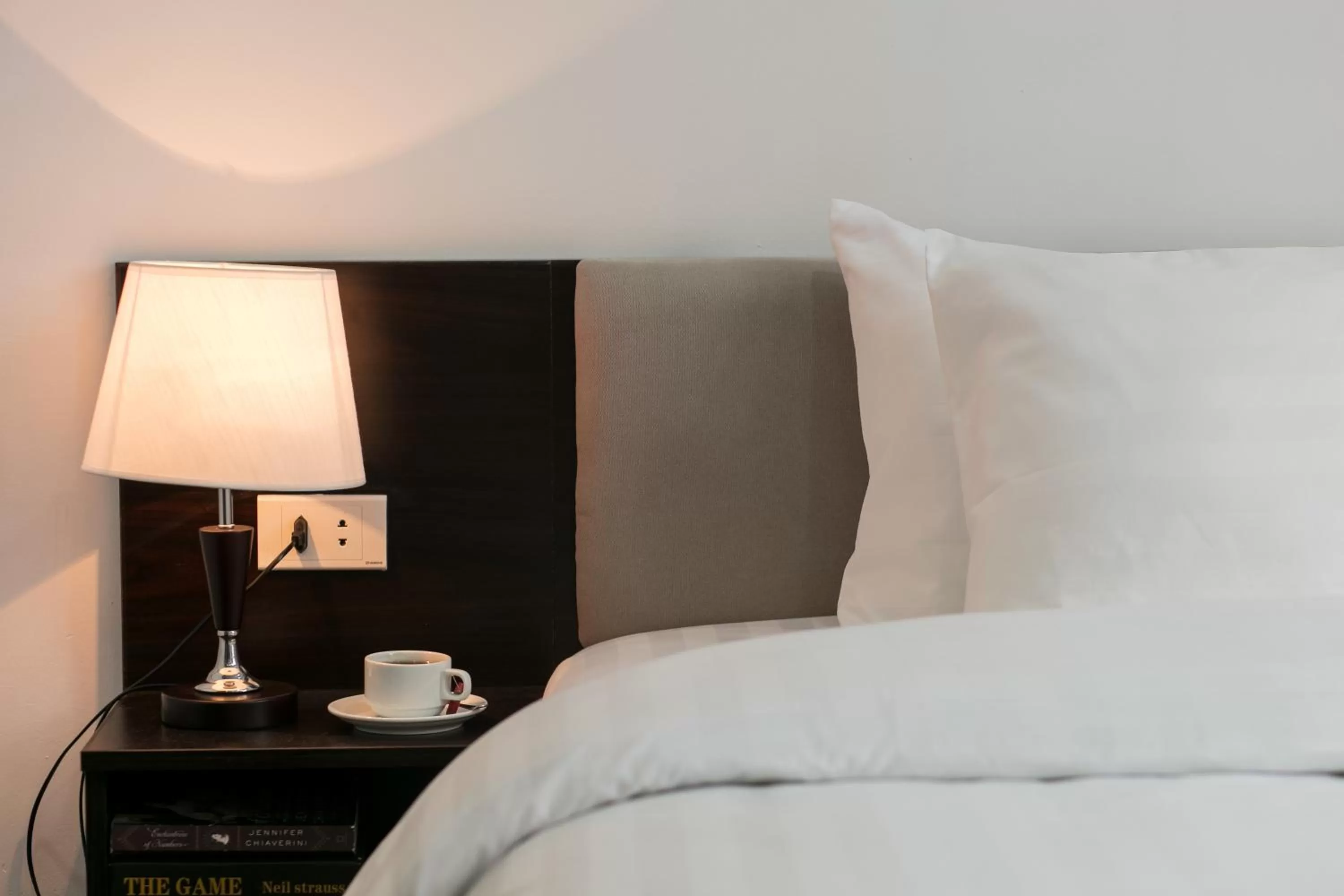 Bedroom, Bed in Hanoi Aria Central Hotel & Spa