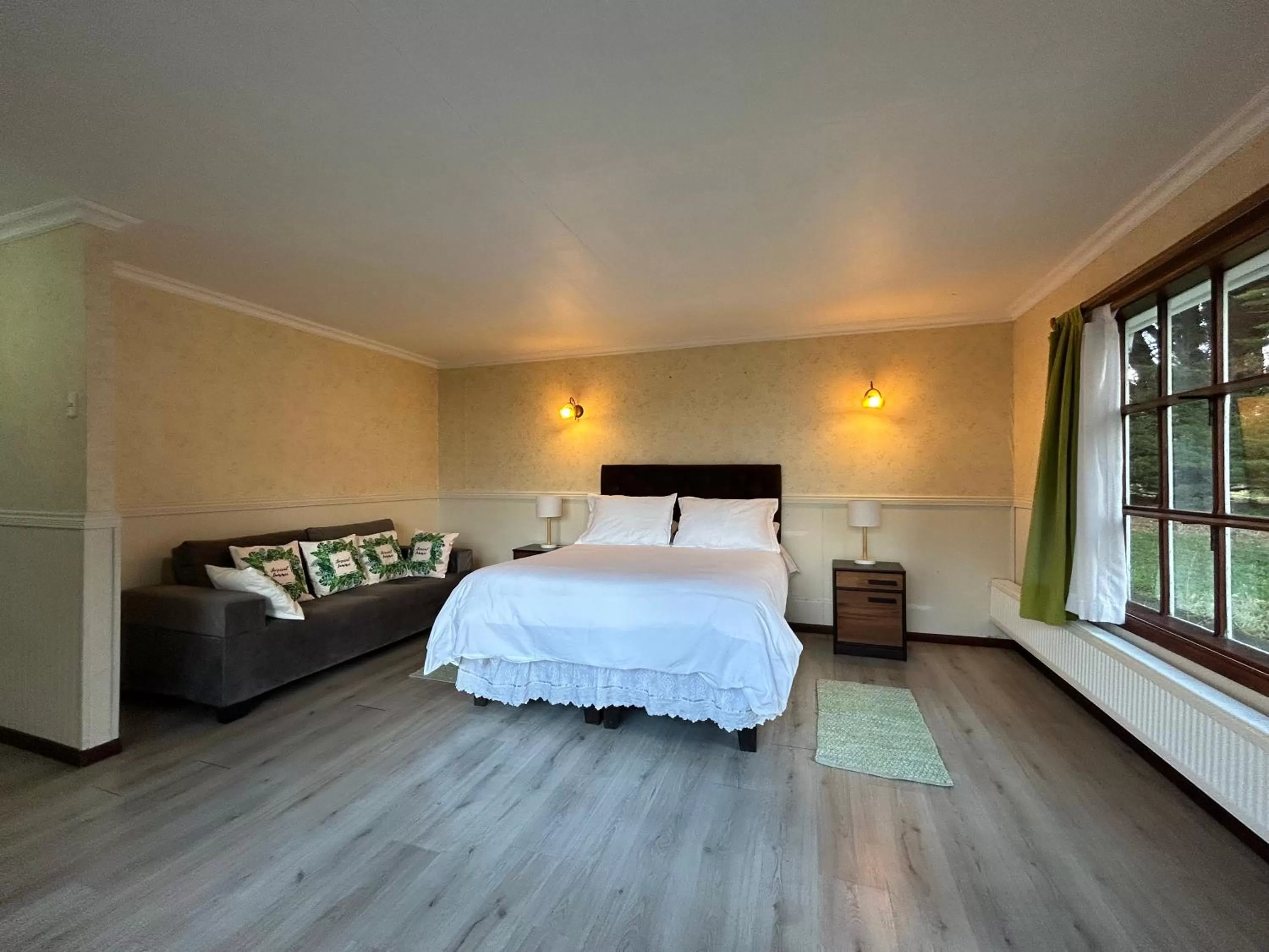 Property building, Bed in Hospedaje Isla Magdalena