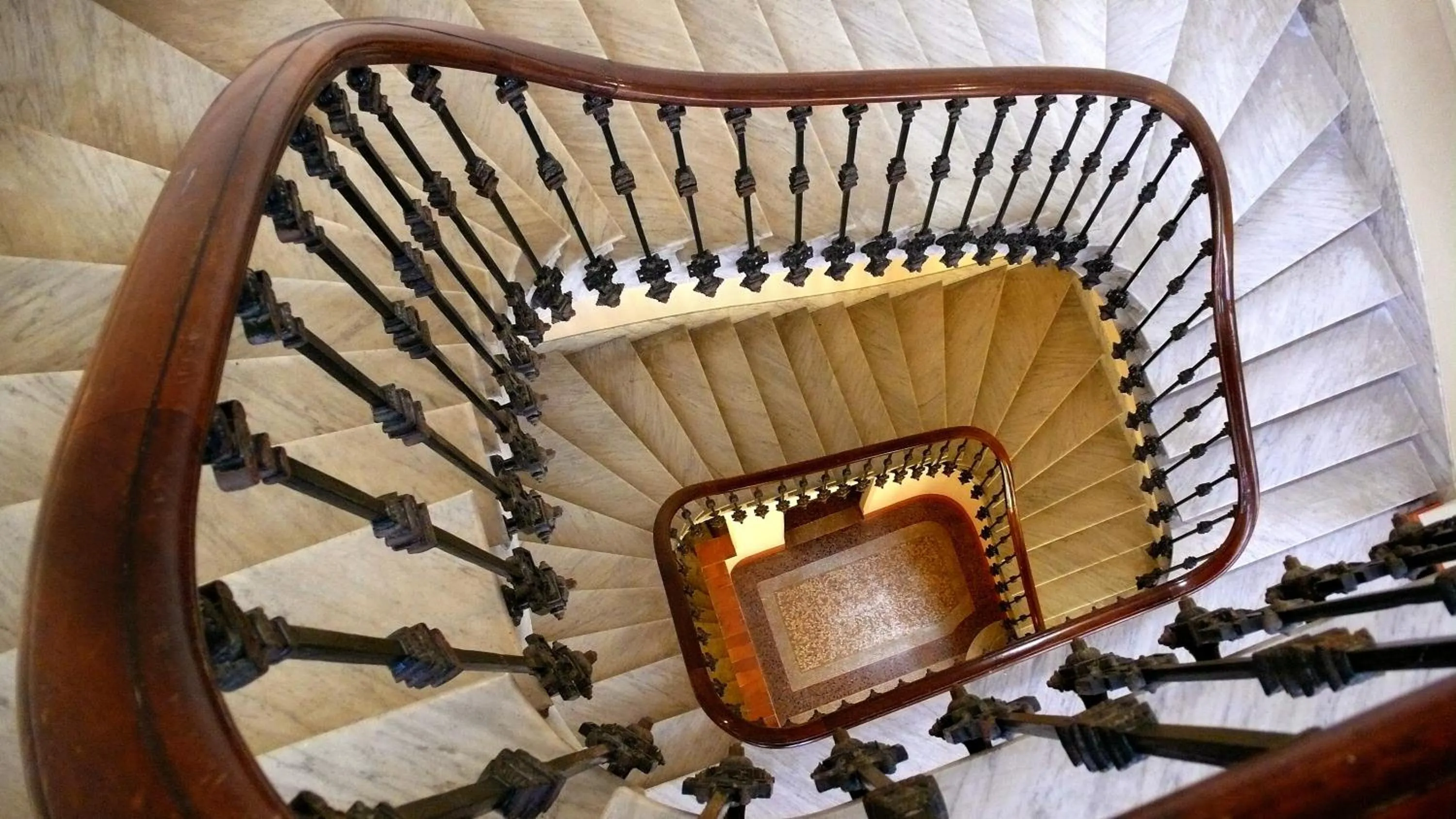 Decorative detail in Hôtel l'Orangeraie