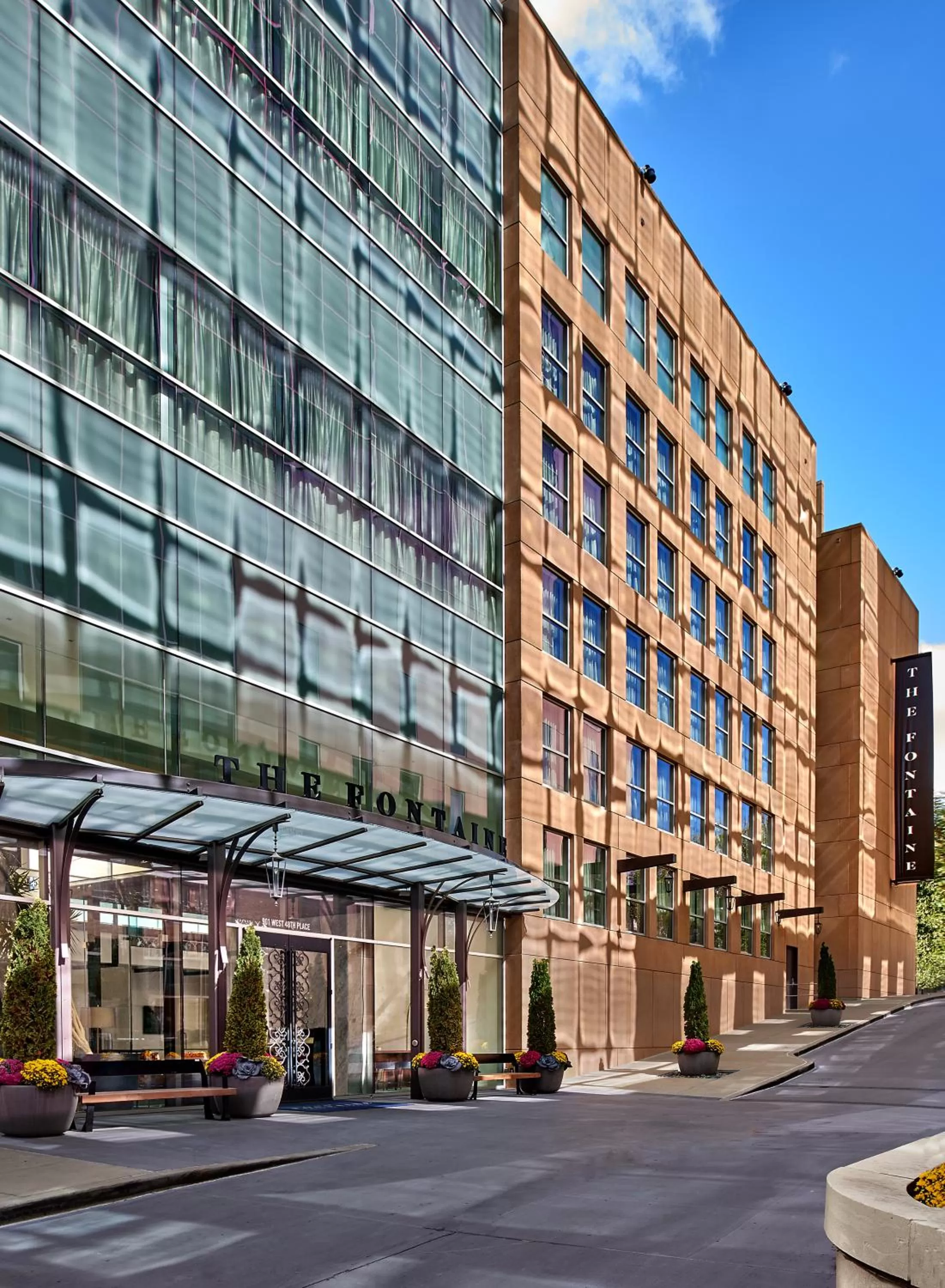 Facade/entrance in The Fontaine