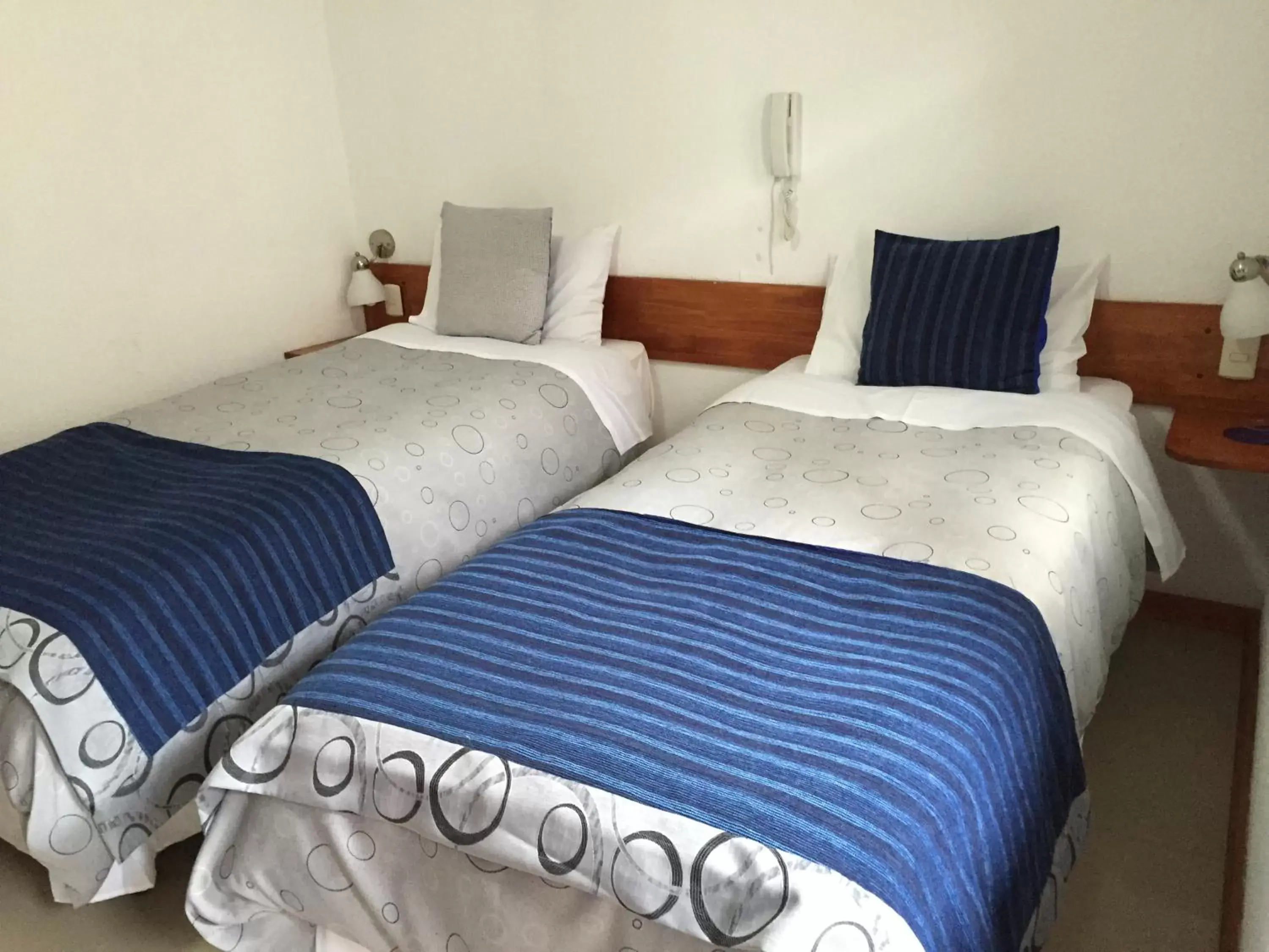 Twin Room in Hotel Esmeralda Twin Room in Hotel Esmeralda