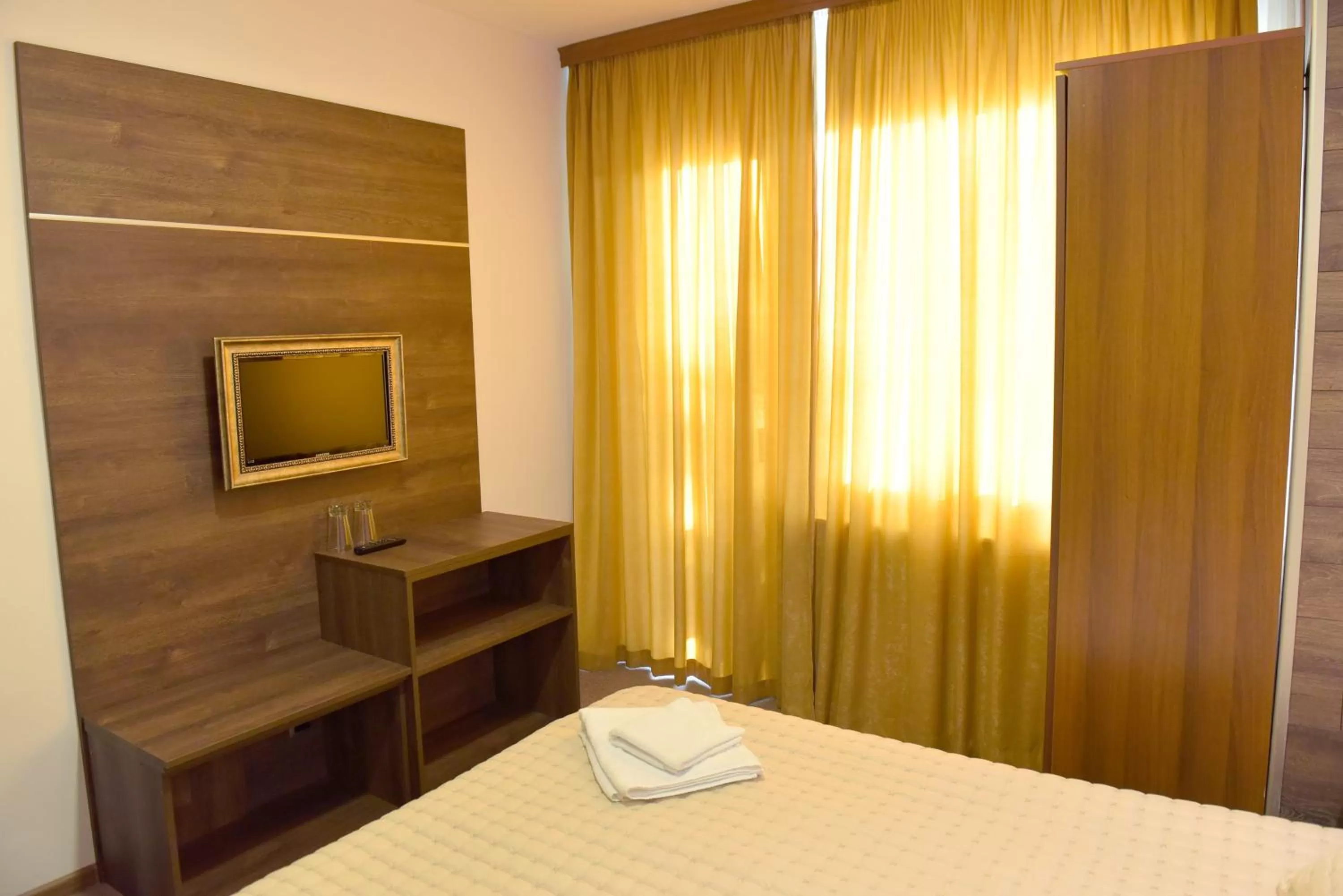 Bed in Hotel Rothmans-Breakfast - Free parking - Lobby