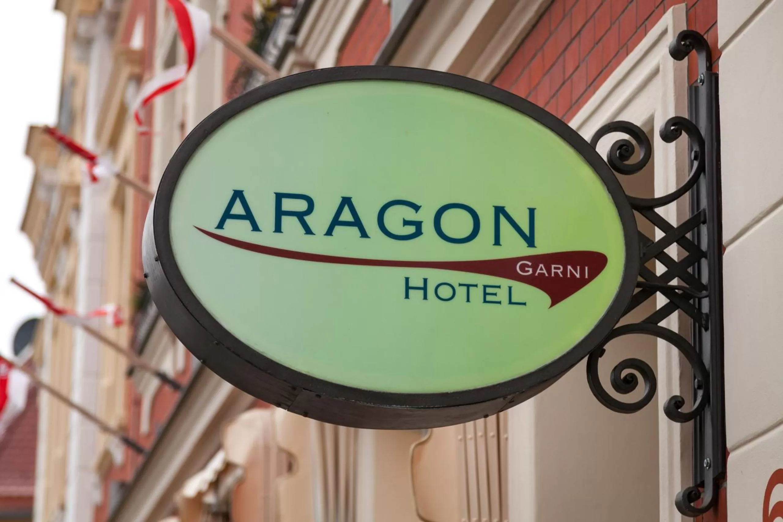 Property building in Aragon - Hotel - Garni