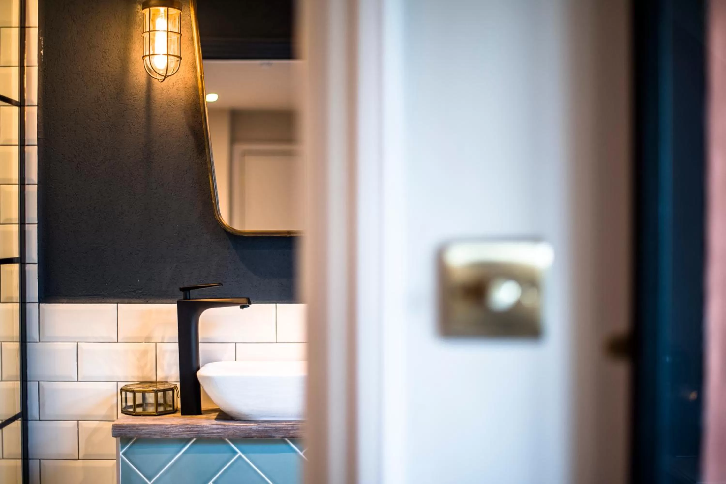 Bathroom in The Lodge Duxford