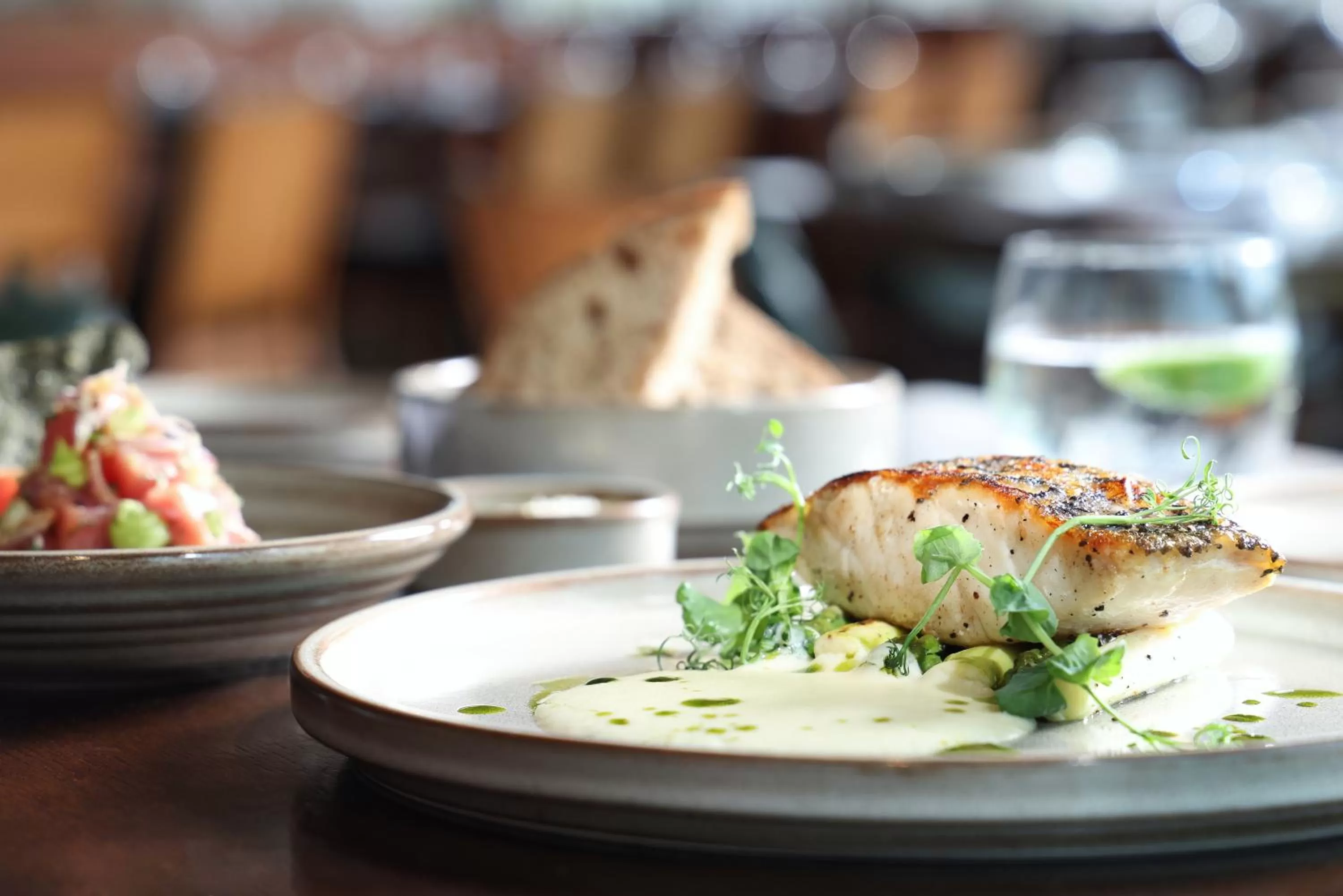 Restaurant/places to eat in Sheraton Hong Kong Tung Chung Hotel