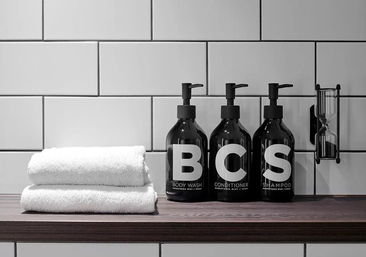 Bathroom in Downtown Camper by Scandic