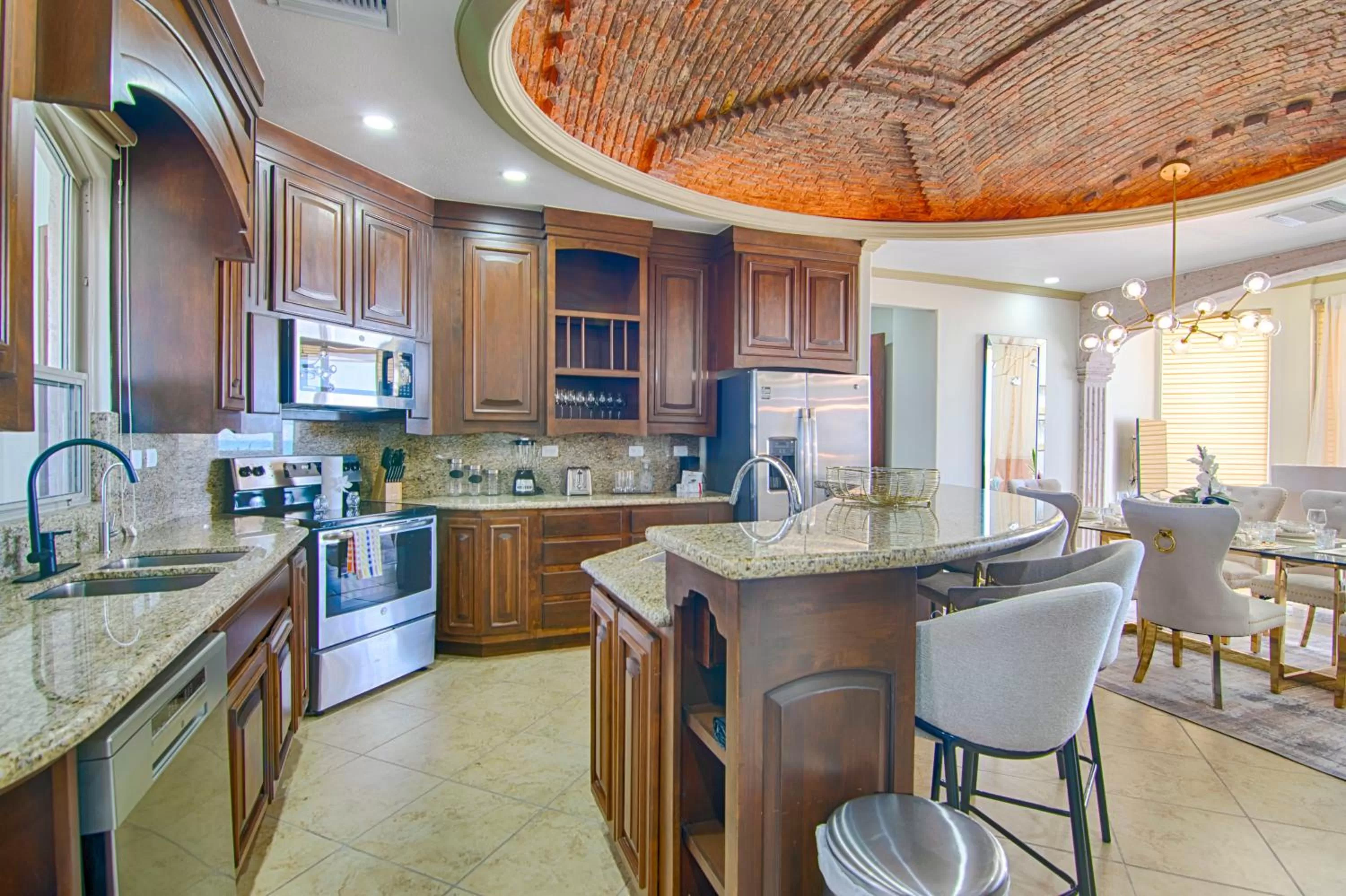 Esmeralda Beach Resort