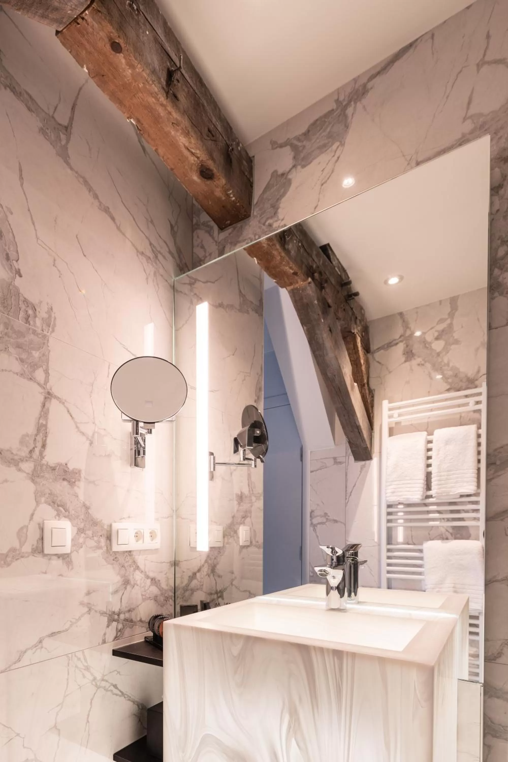 Bathroom in Boutique Hotel Sablon by CW Hotel Collection