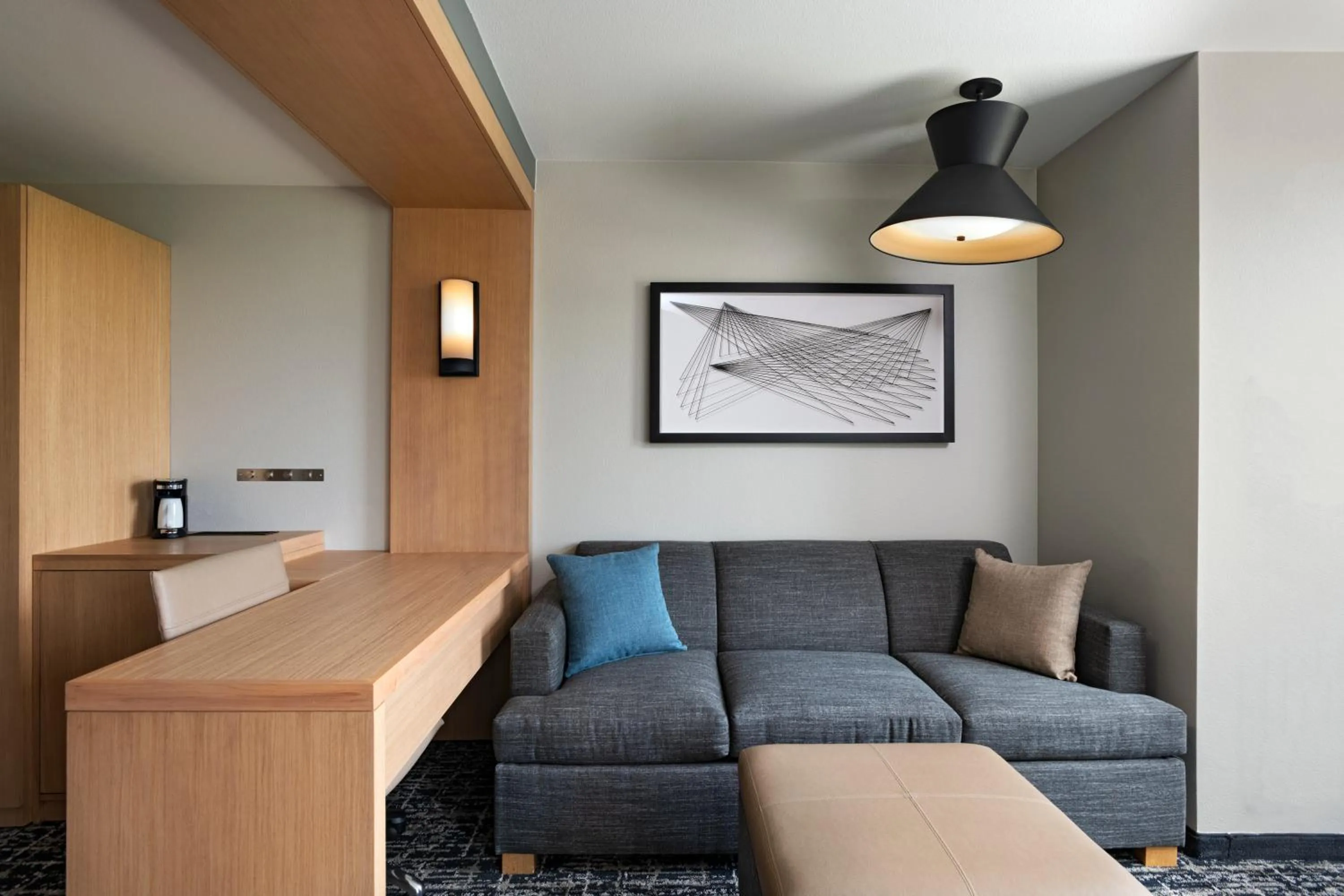 Seating area in Hyatt Place Austin Lake Travis/Four Points