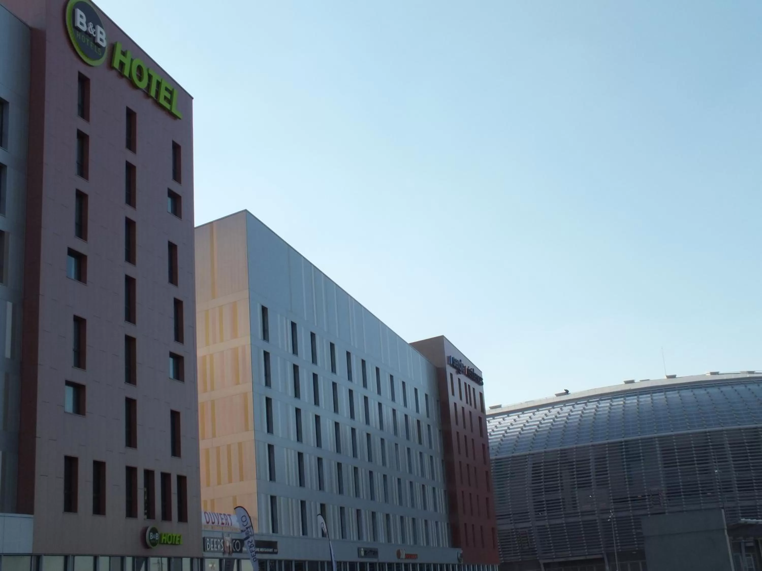 Facade/entrance in B&B HOTEL Lille Grand Stade