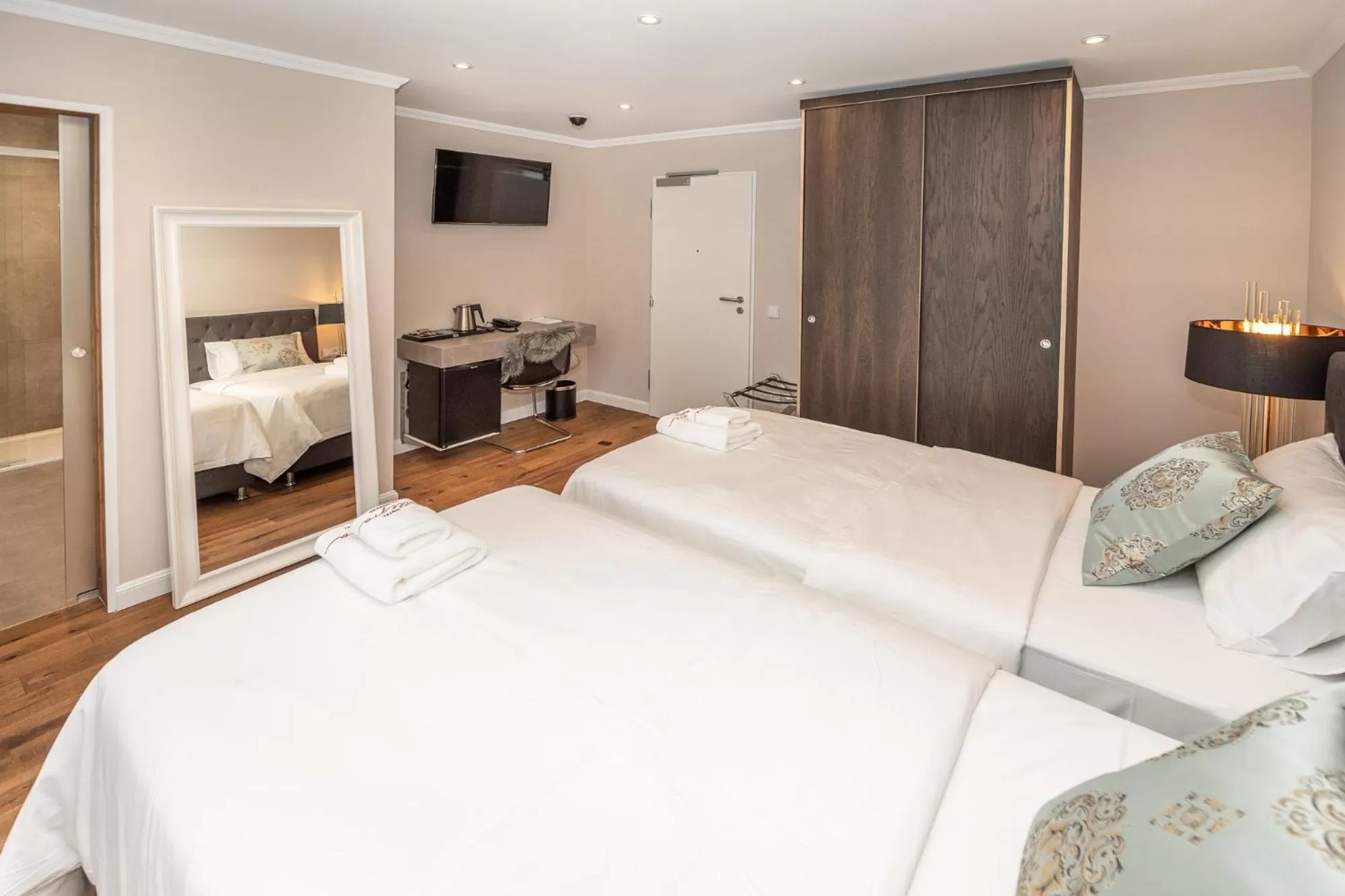 Bed in Hotel Allegra