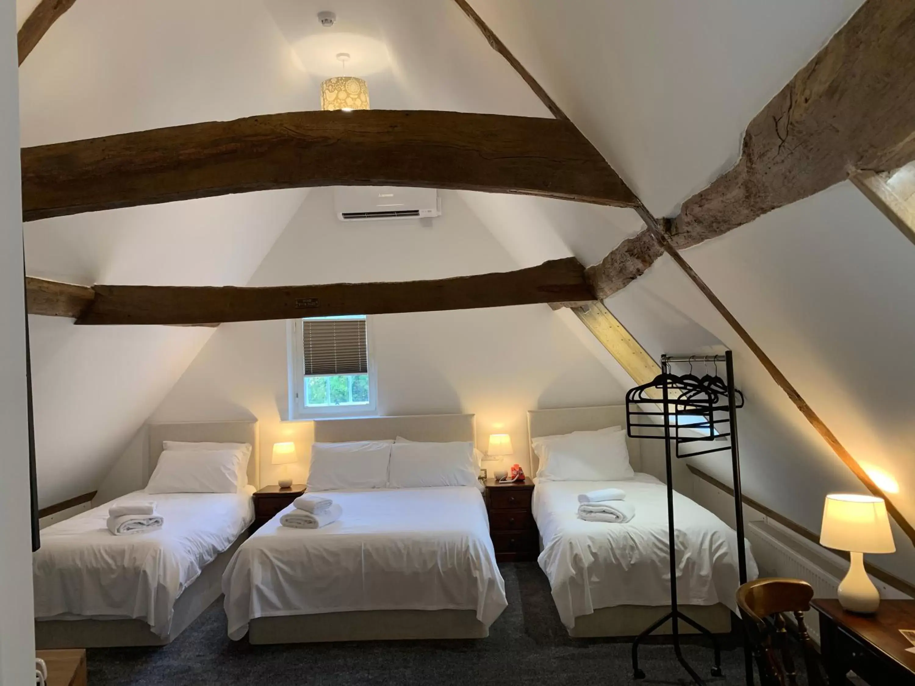 Family Room with Shower in The Maidens Chambers Family Room with Shower in The Maidens Chambers