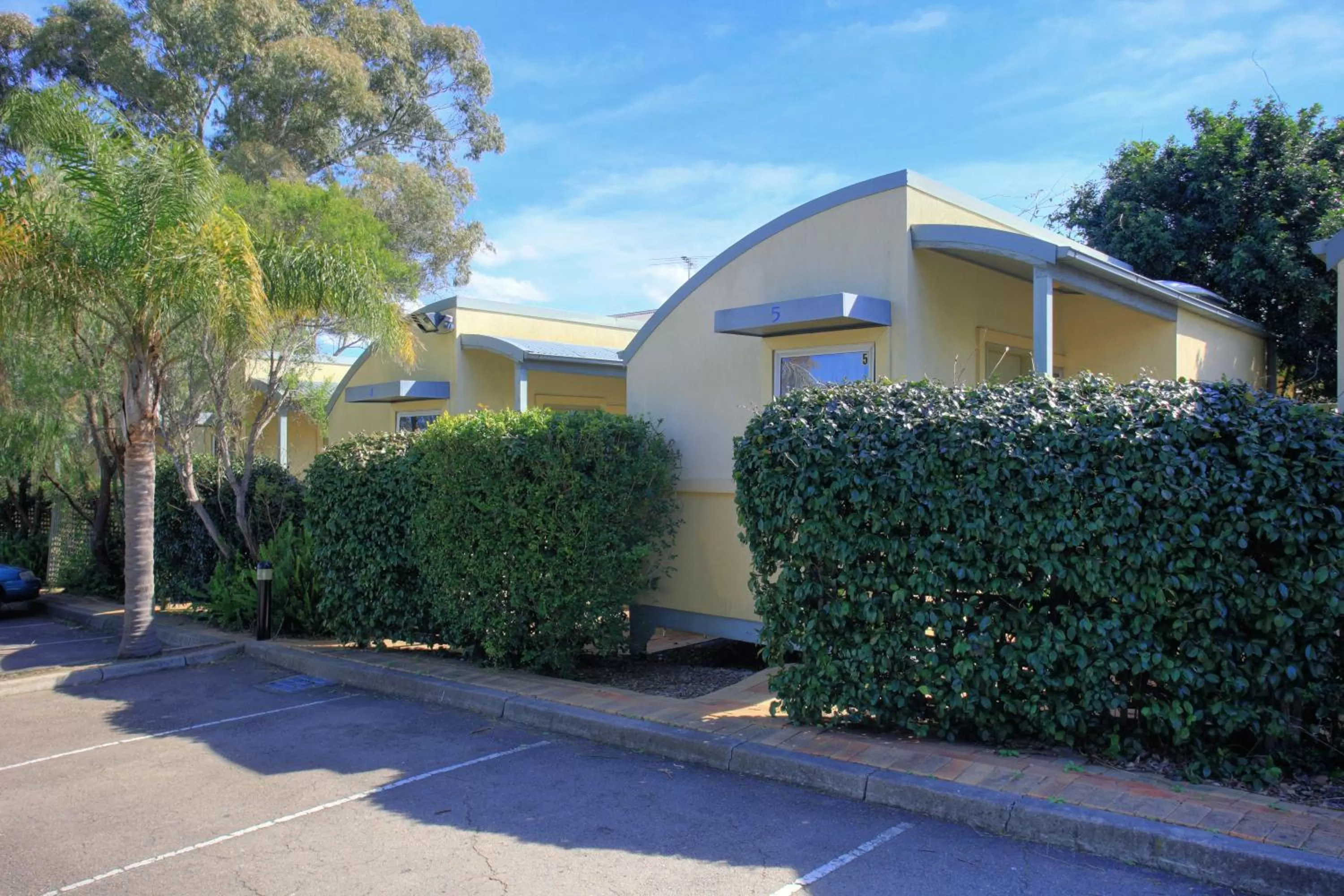 Balcony/Terrace in Travellers Motor Village