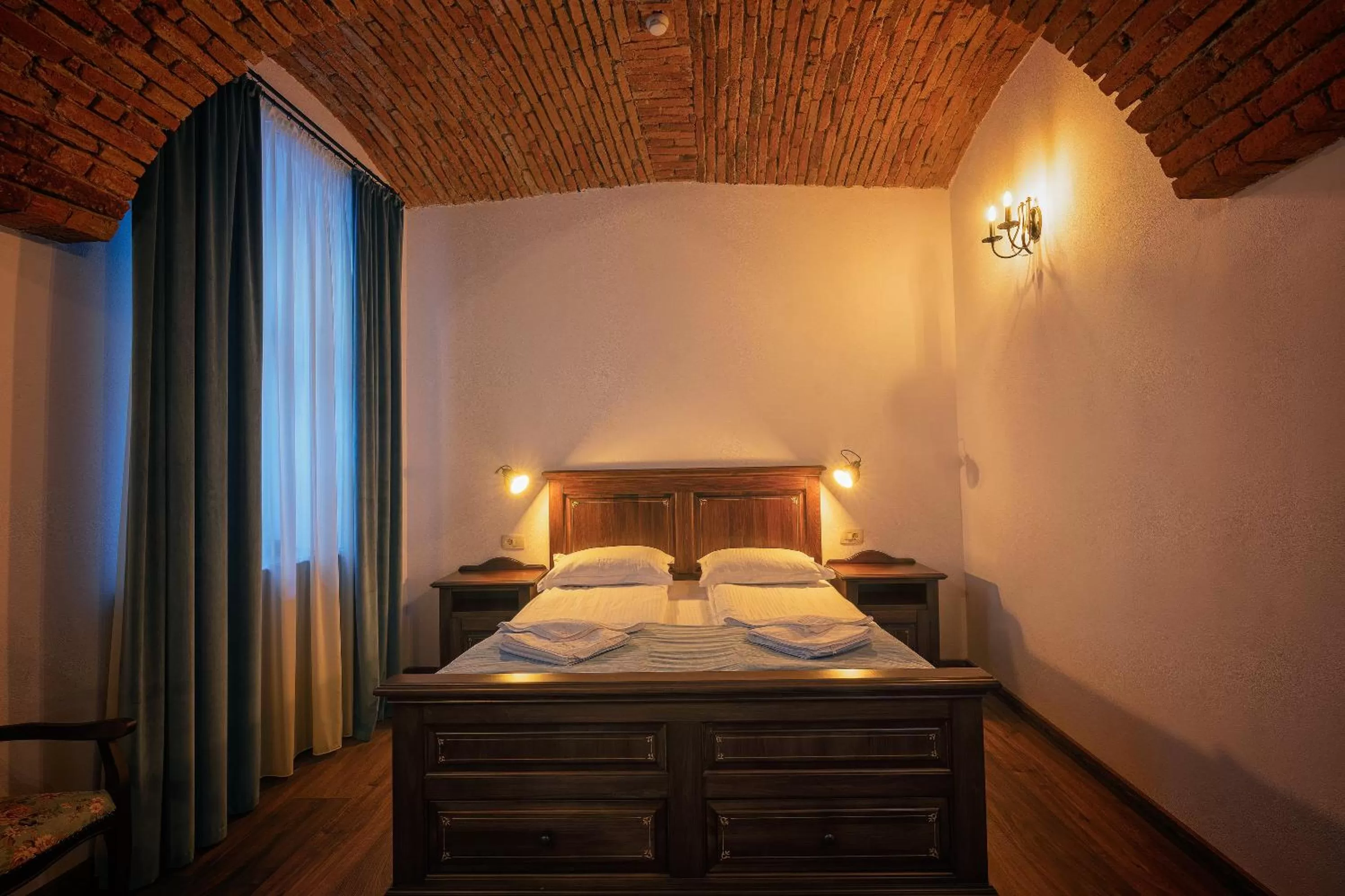 Bed in HOTEL BOUTIQUE CASA CHITIC -HOTEL AND RESTAURANT Str Johann Gott nr7