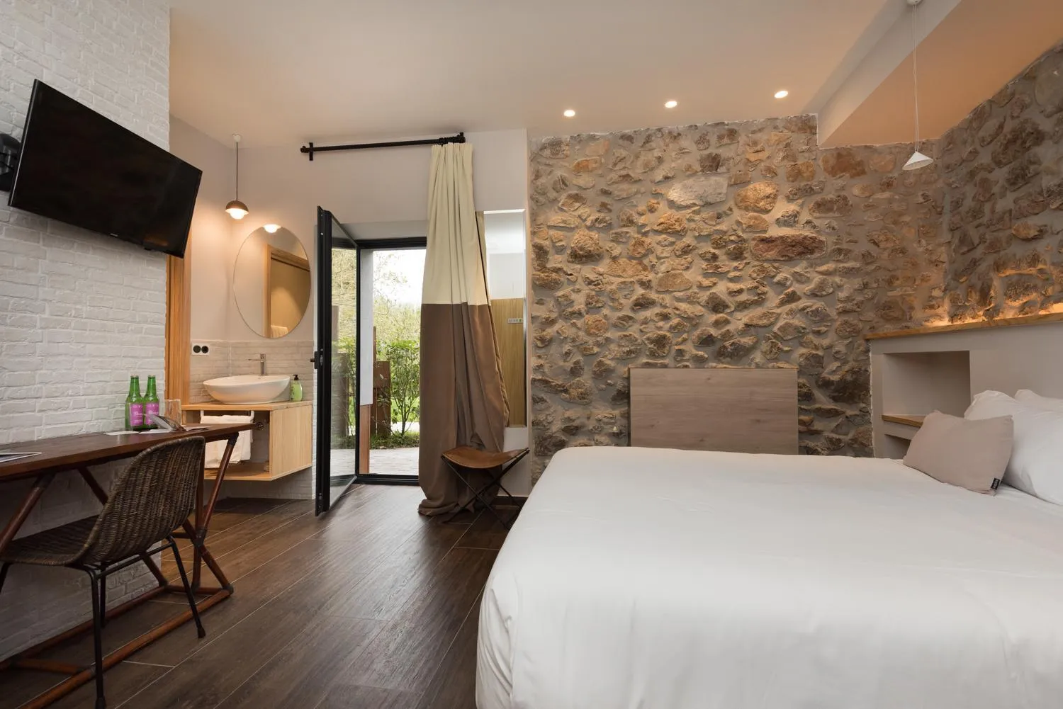 Bedroom, Bed in Hotel Rural Sagarlore