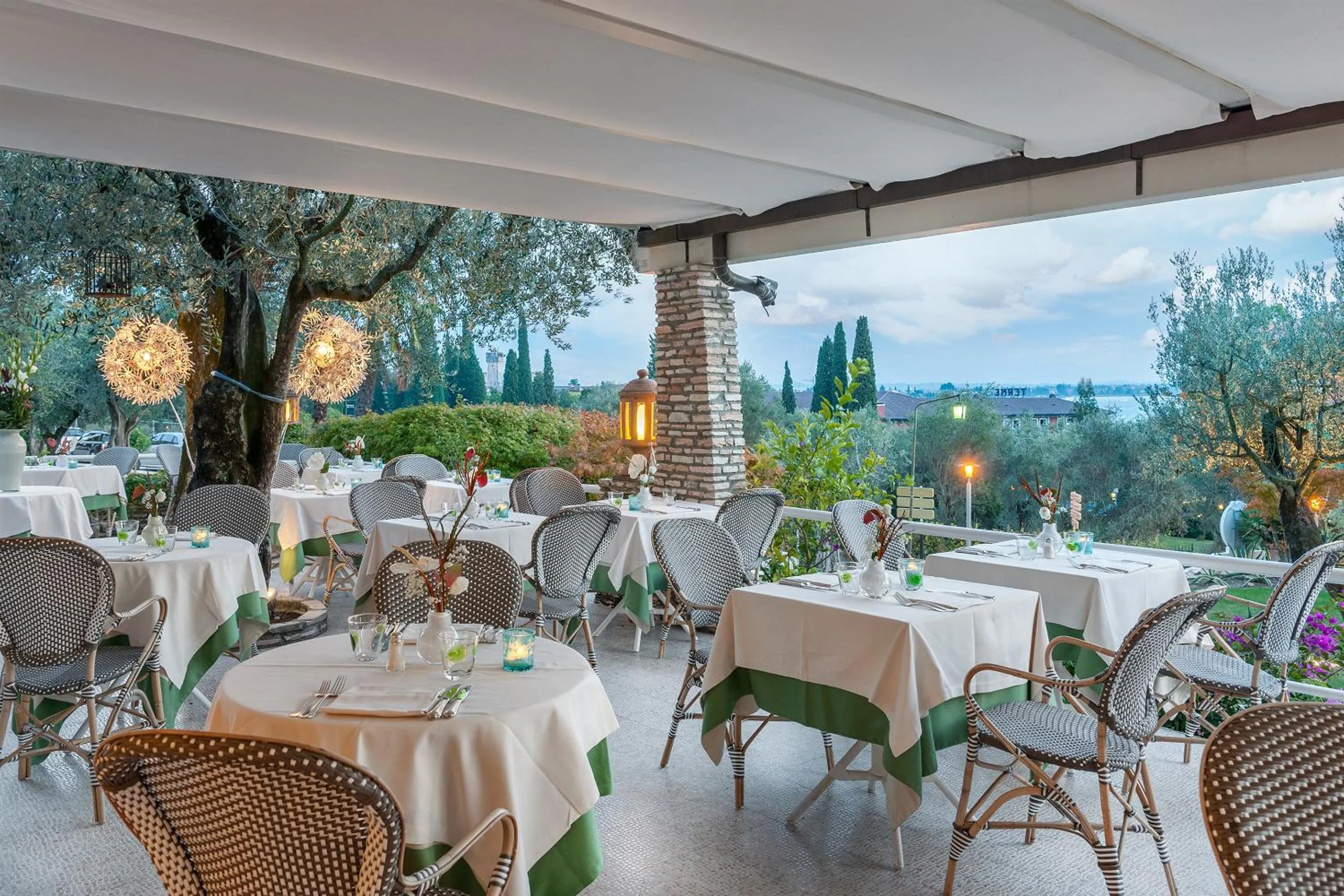 Restaurant/places to eat in Olivi Hotel & Natural Spa