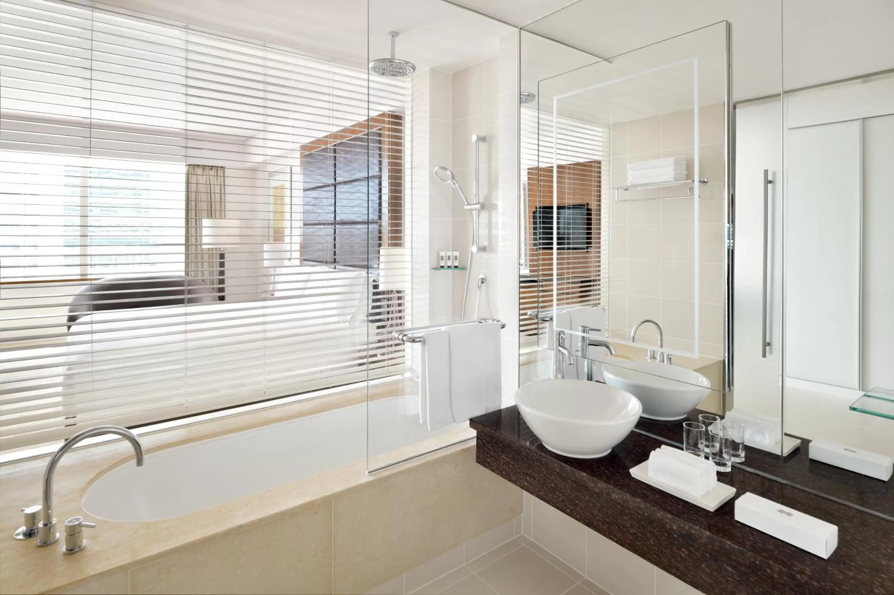 Bathroom in Crowne Plaza Dubai Festival City