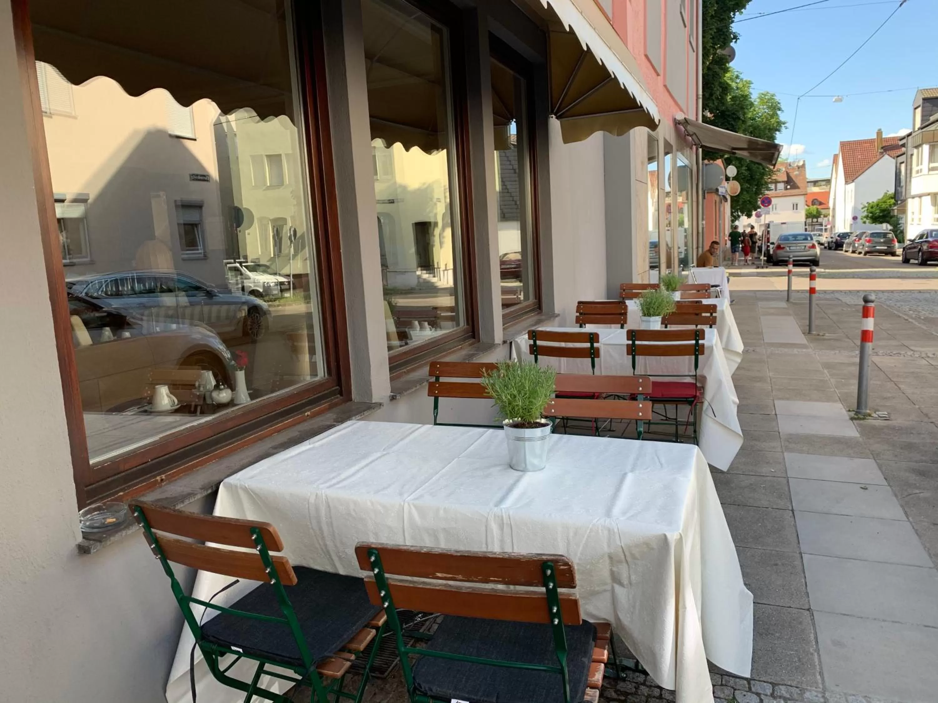 Restaurant/places to eat in Hafner Hotel- Apartment