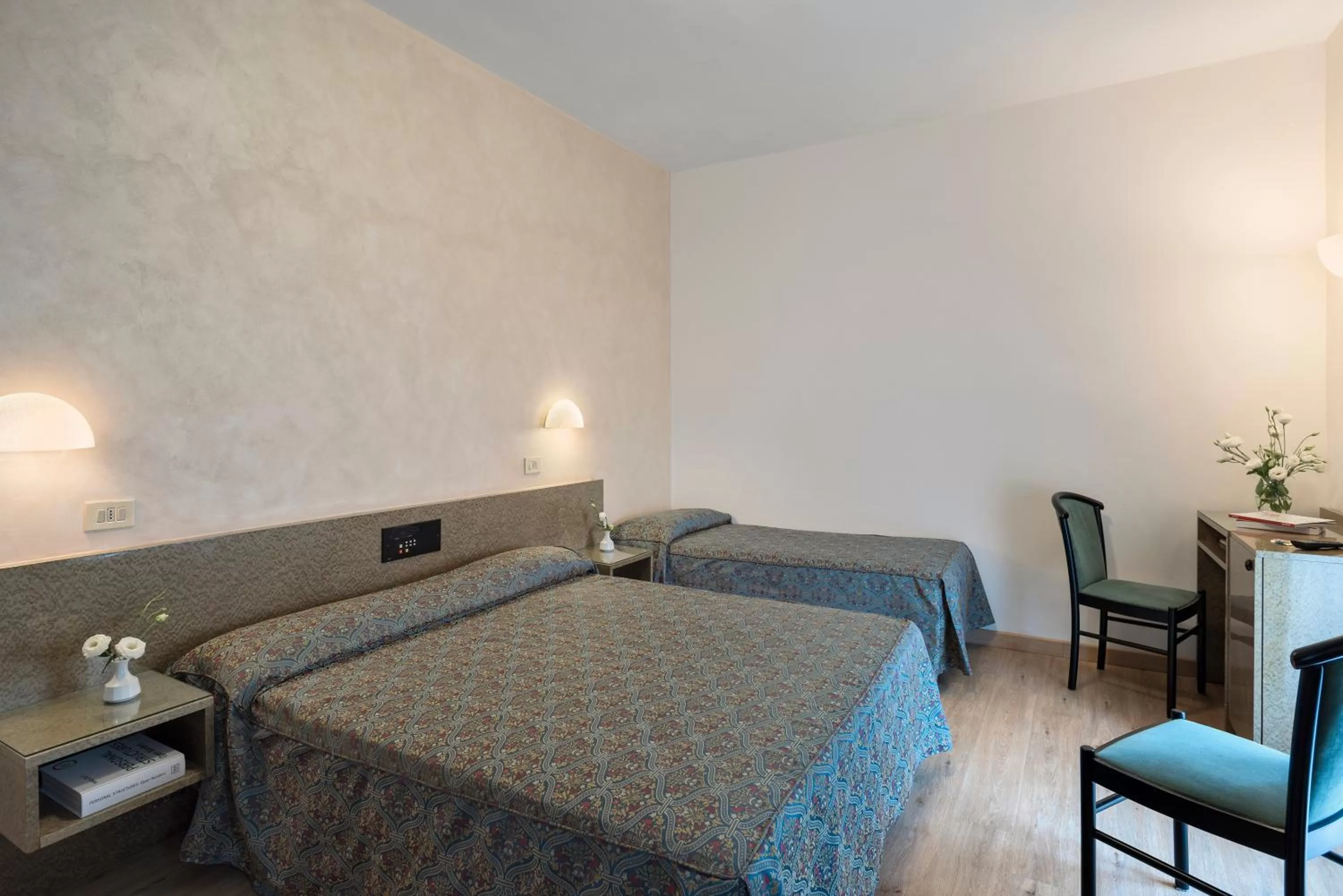 Bedroom in Hotel Garibaldi