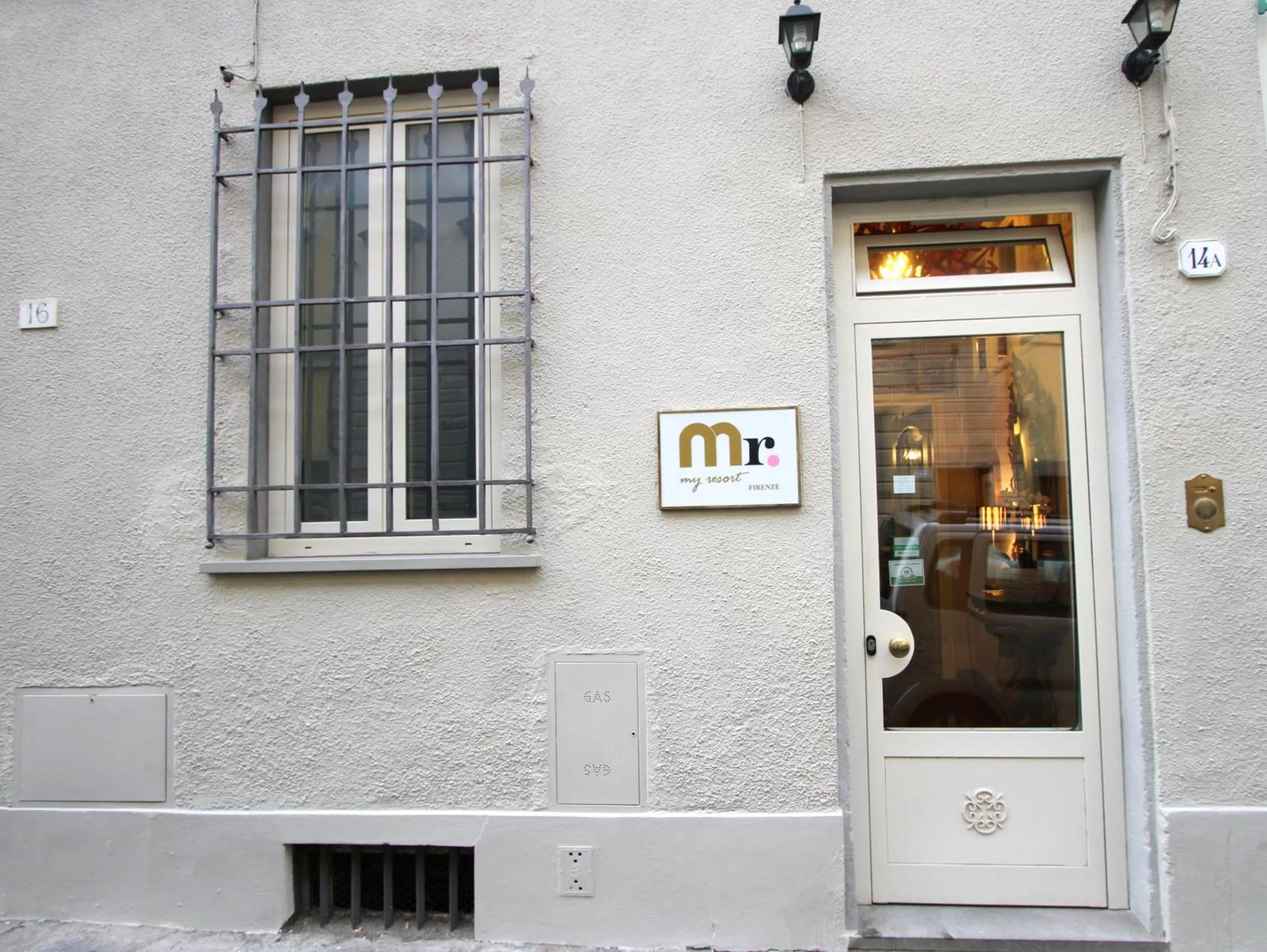 Facade/entrance in B&B Mr. My Resort