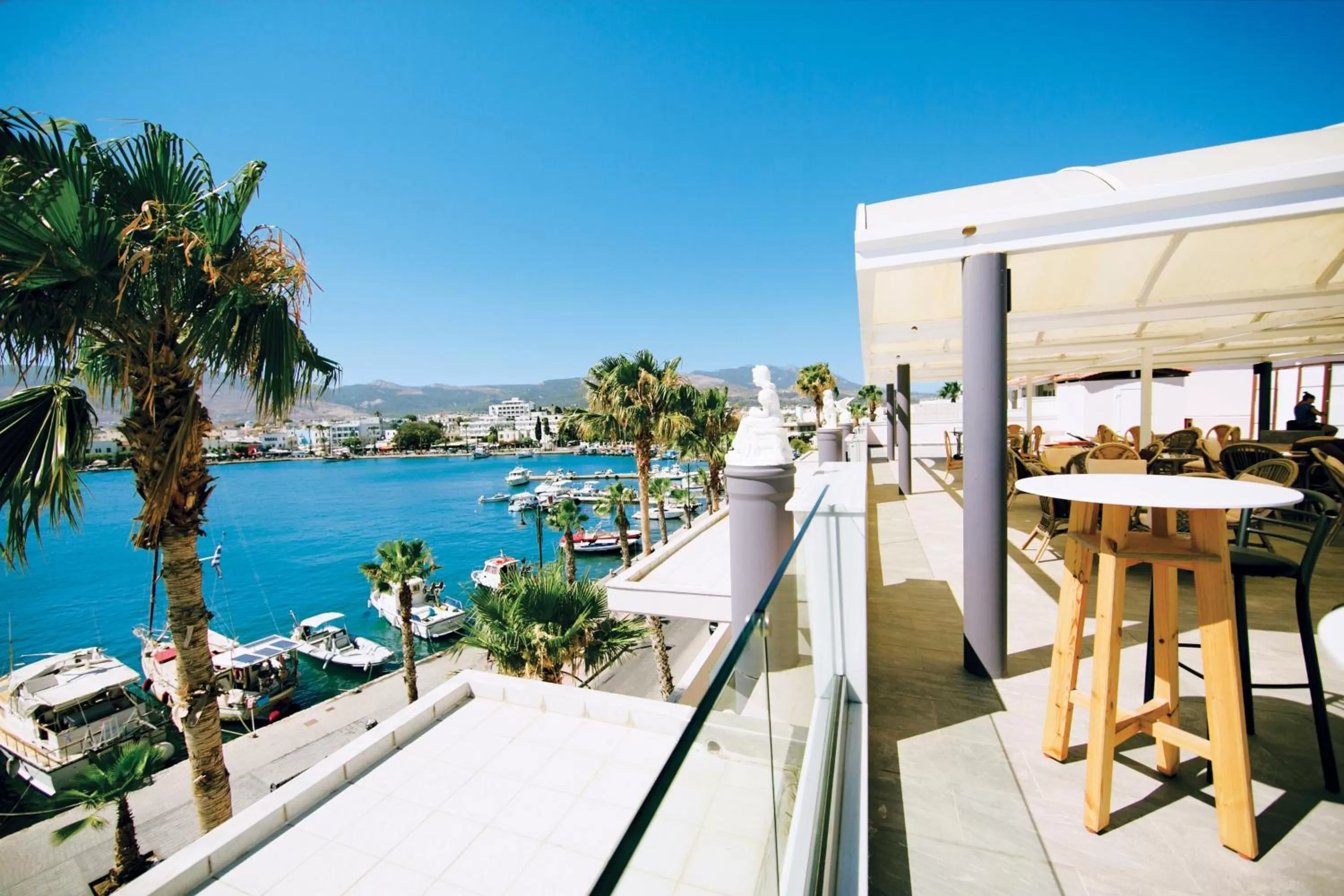 Area and facilities in Kosta Palace