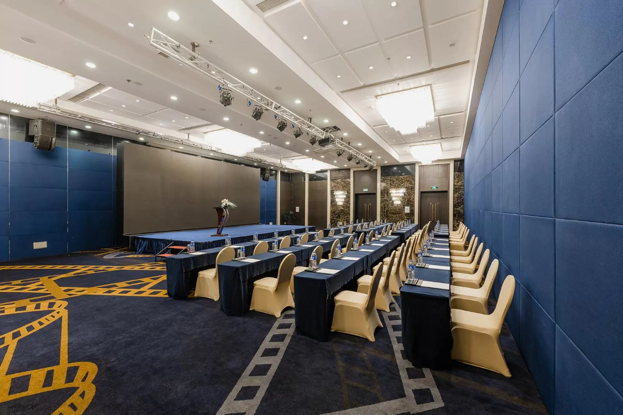 Banquet/Function facilities in Crowne Plaza Shanghai by IHG