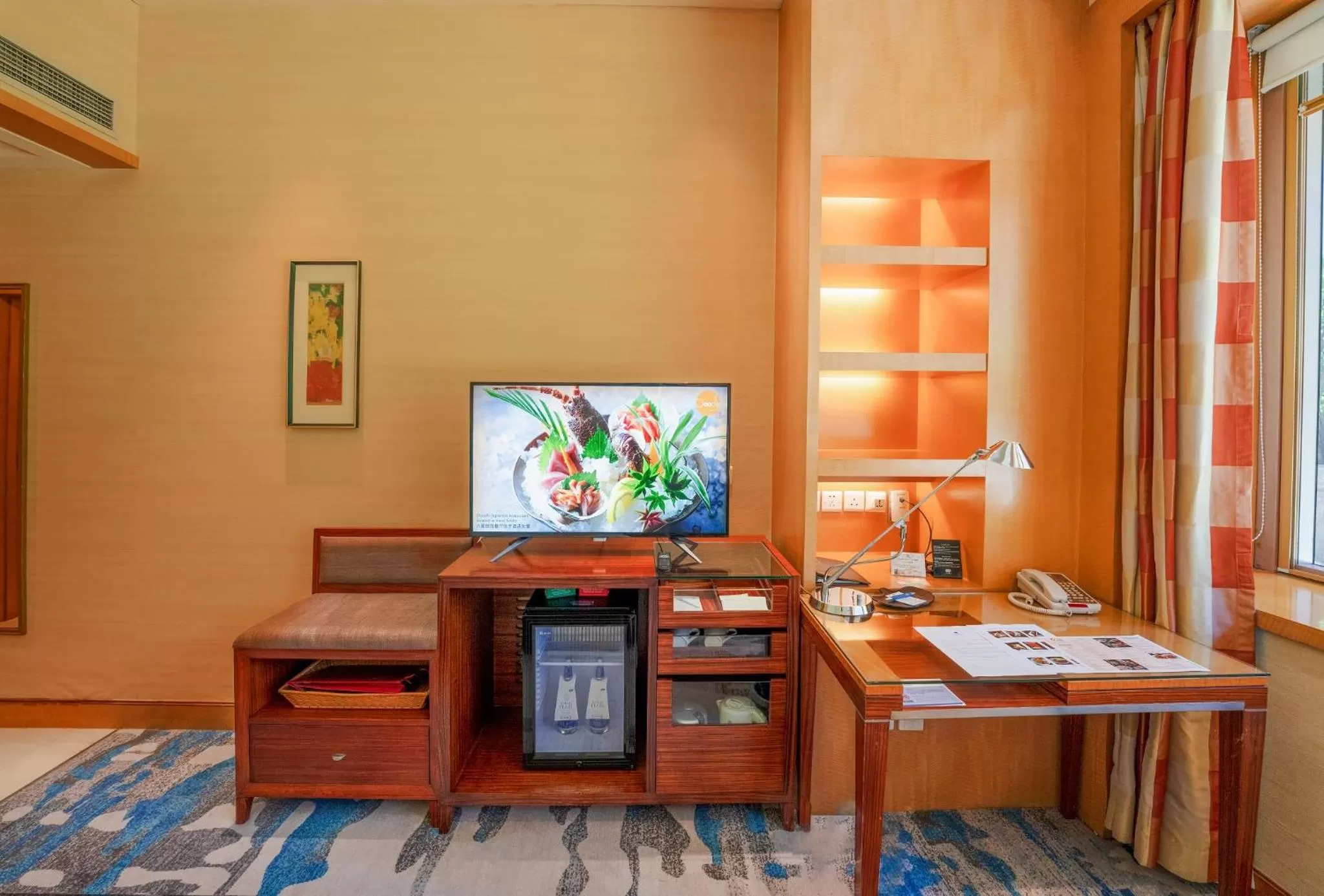 TV and multimedia in Park Plaza Beijing Wangfujing