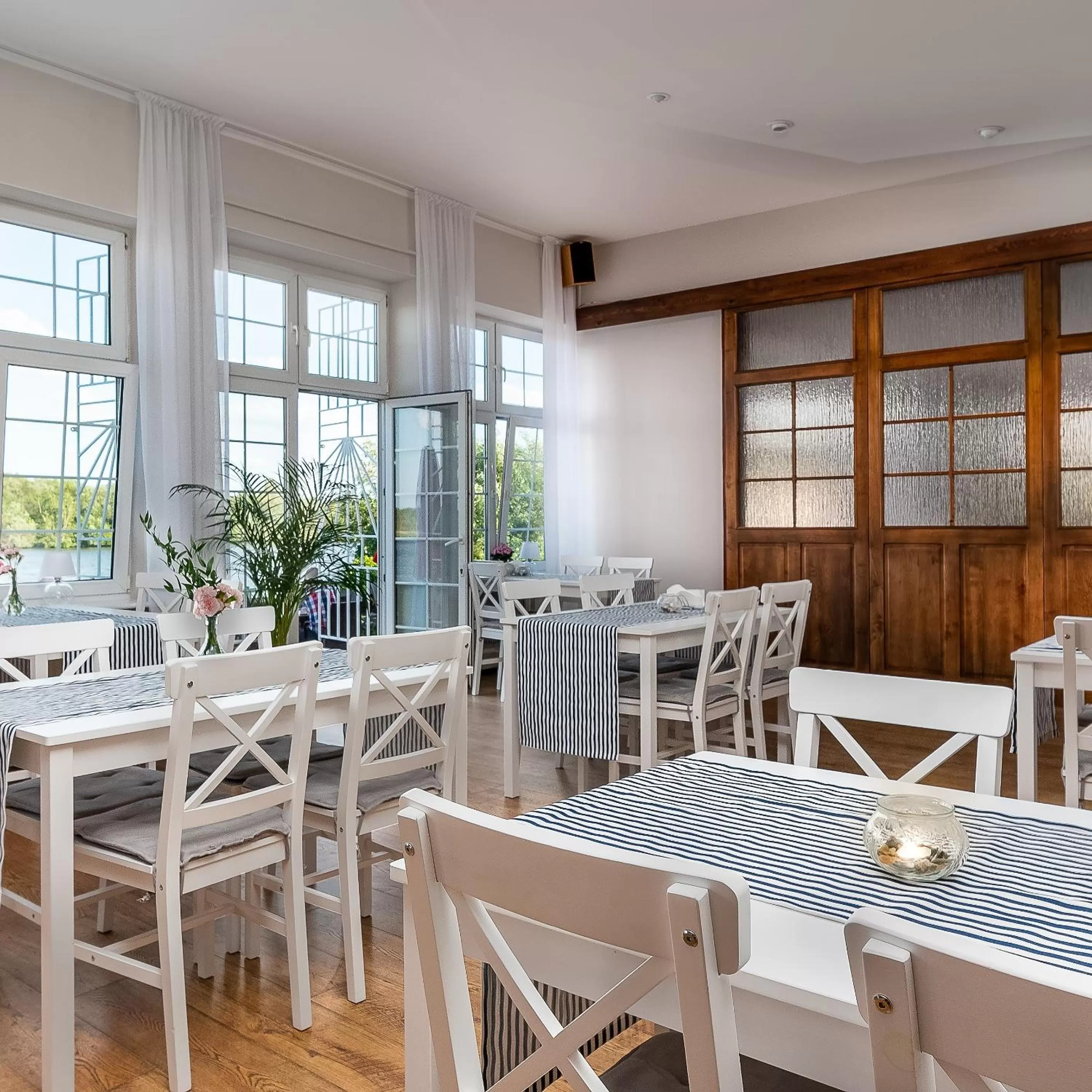 Restaurant/places to eat in JACHTOWA Hotel i Restauracja