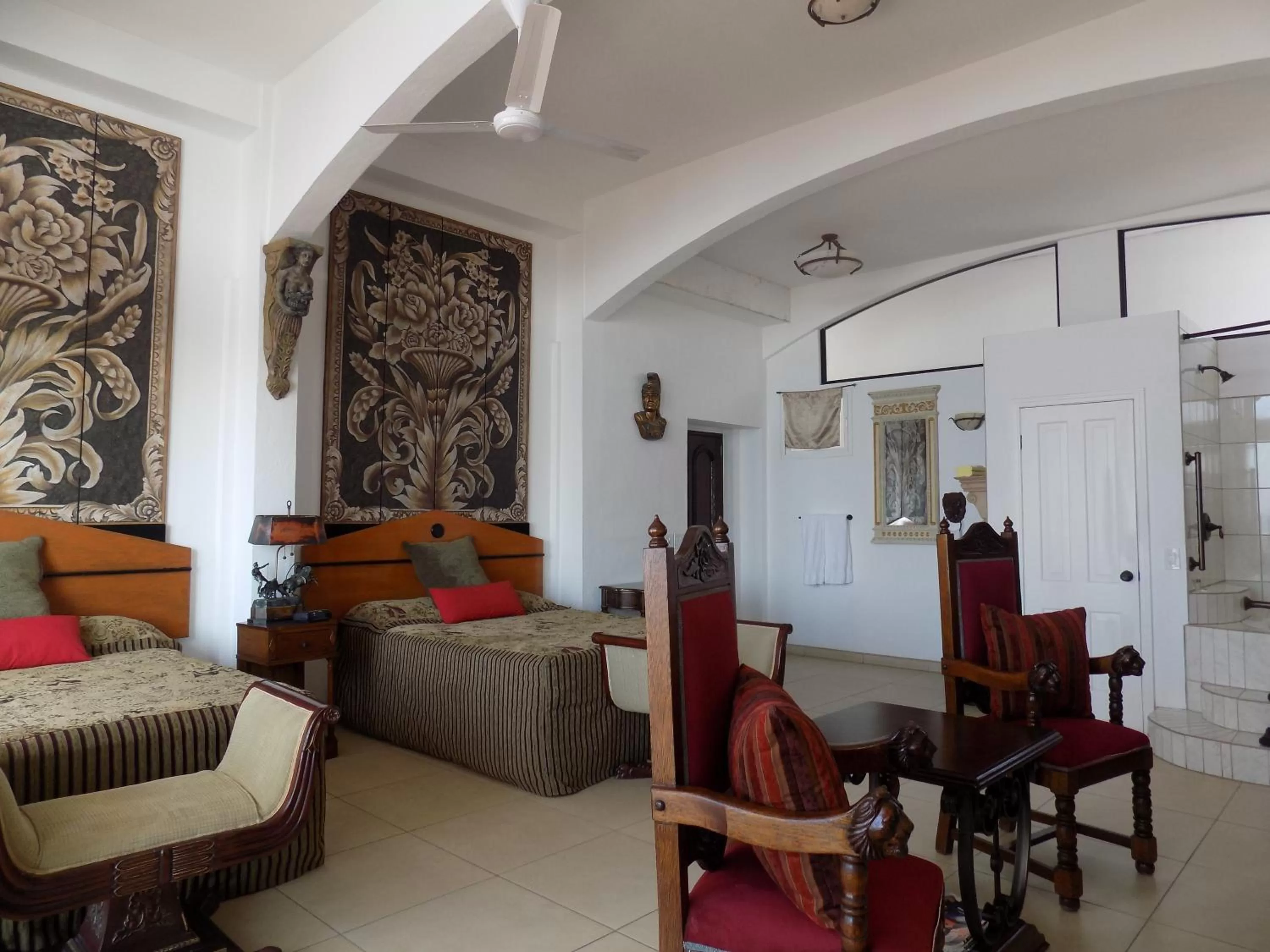 Photo of the whole room in Poco Cielo Hotel