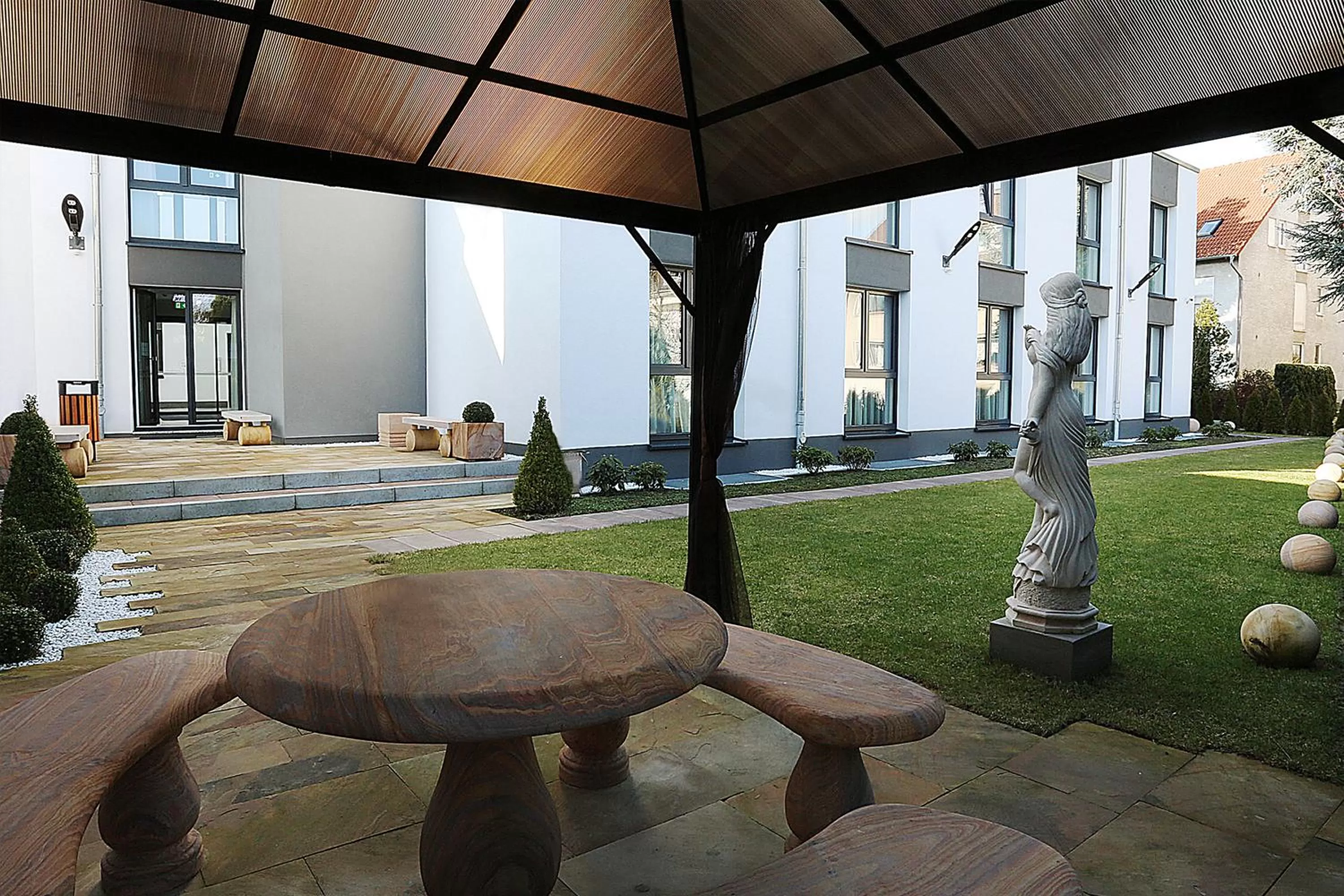 Property building in Naam Hotel & Apartments Frankfurt City-Messe Airport