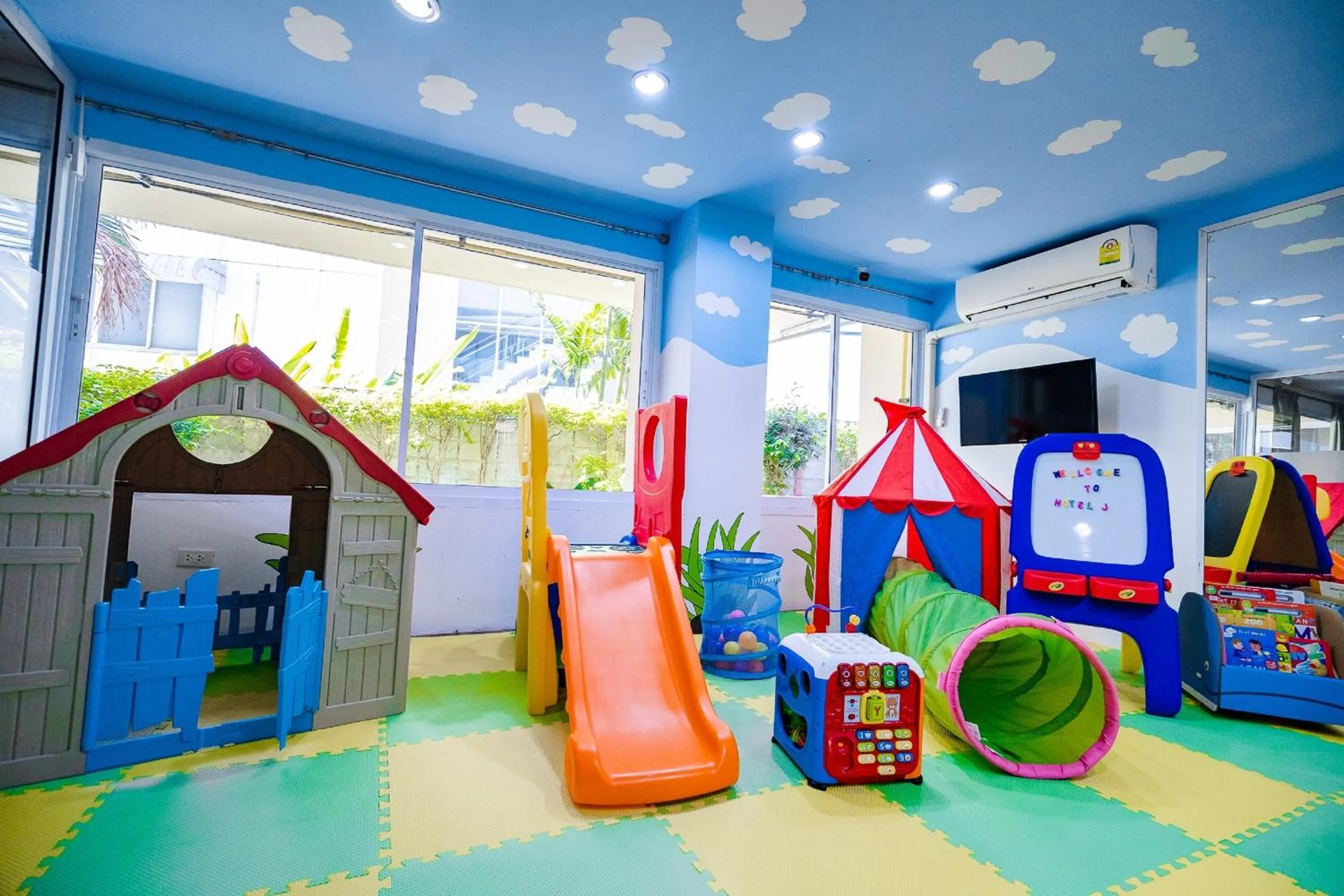 Kids's club in Hotel J Pattaya