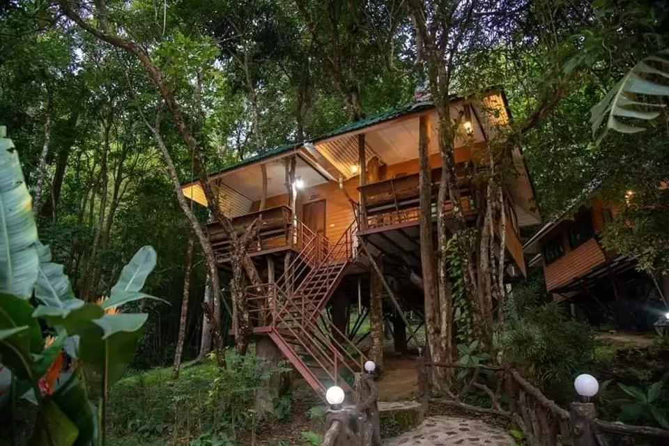 Khaosok Rainforest Resort