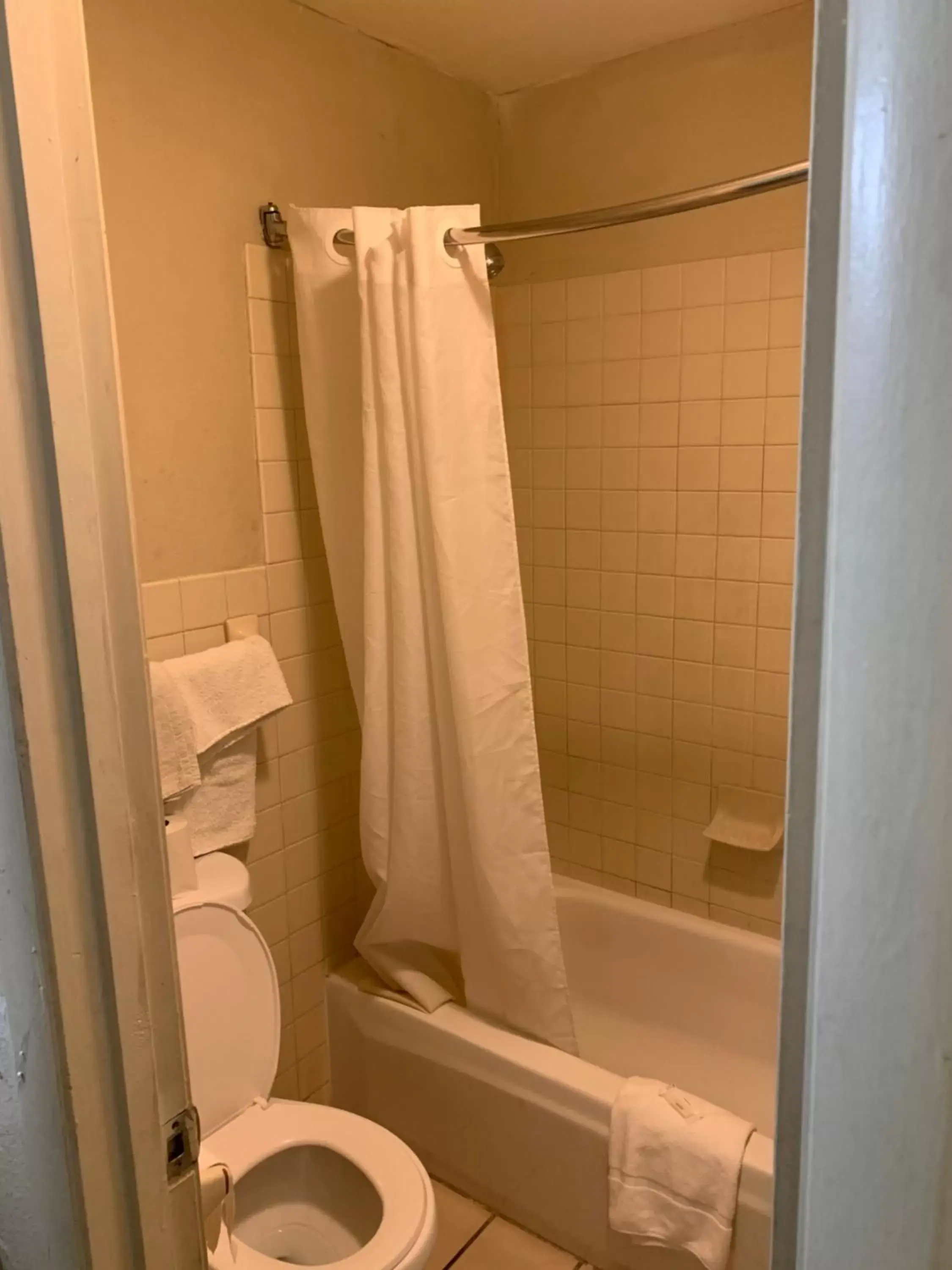 Deluxe Room in Super 7 Deluxe Room in Super 7