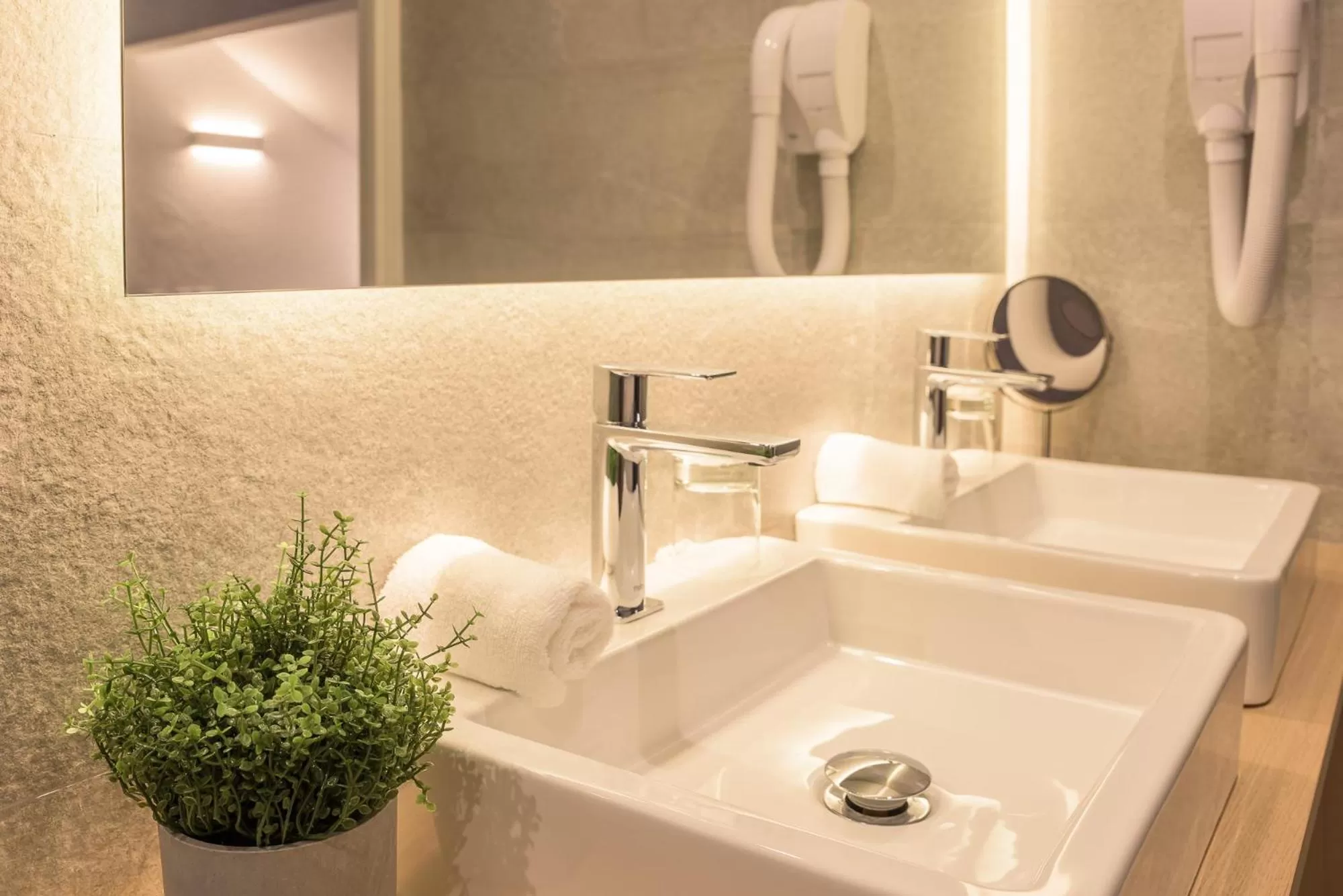 FastHôtel Biarritz Bidart Côte-Basque - Un hôtel FH Collection