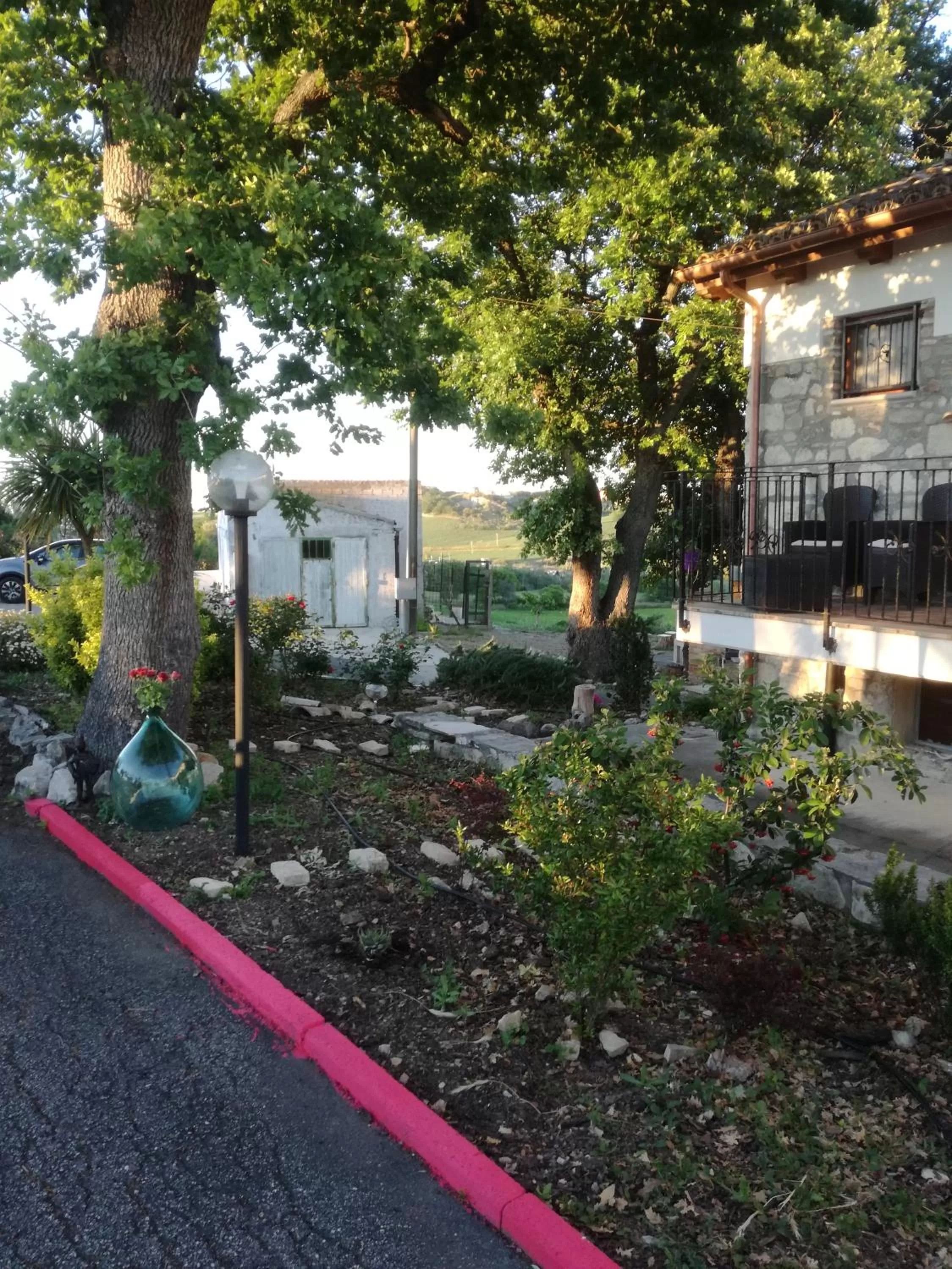 Garden in B&B Pozzo Innamorato