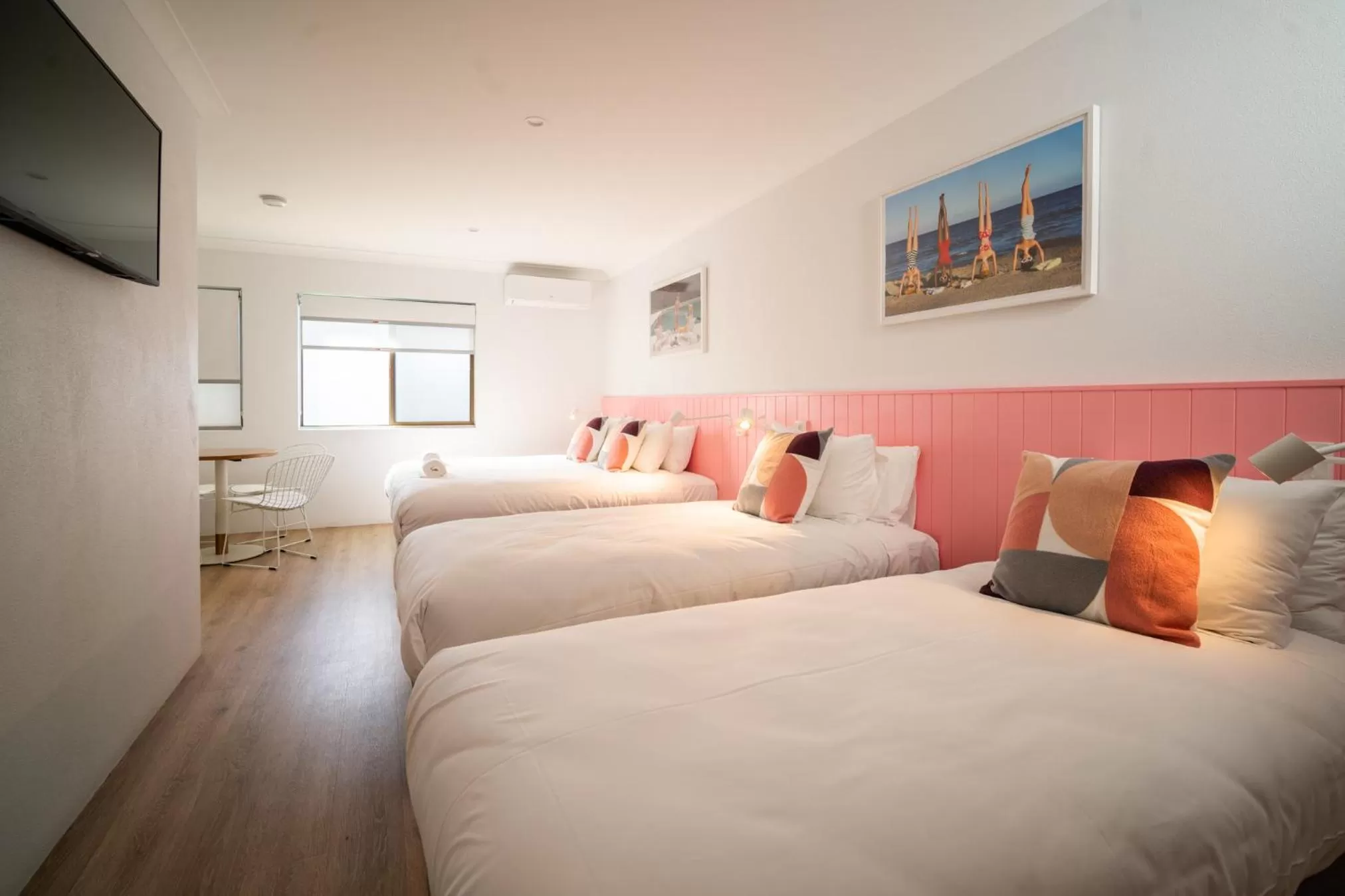 Bedroom, Bed in The Cubana Ballina