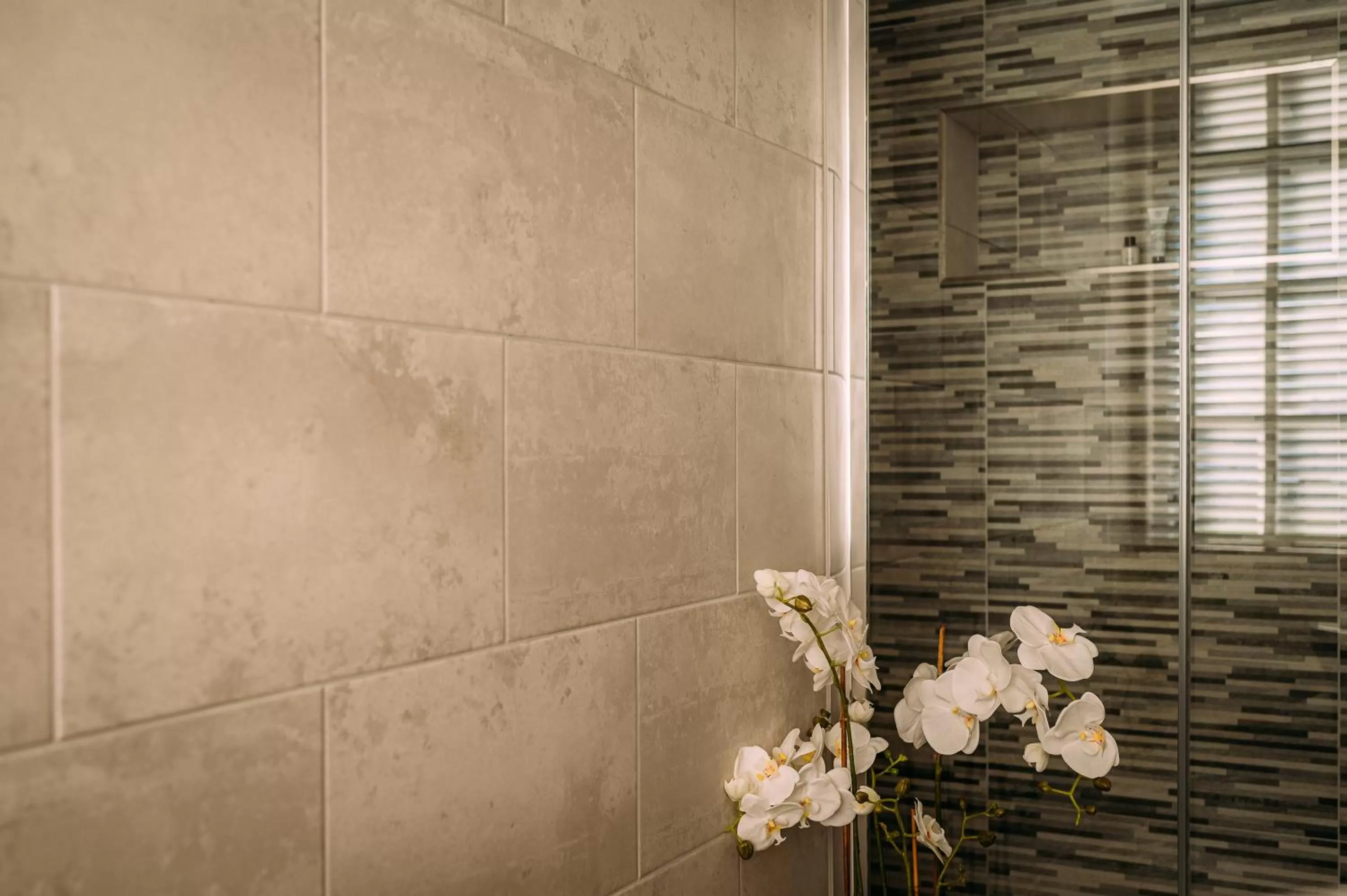 Bathroom in The Queens Hotel